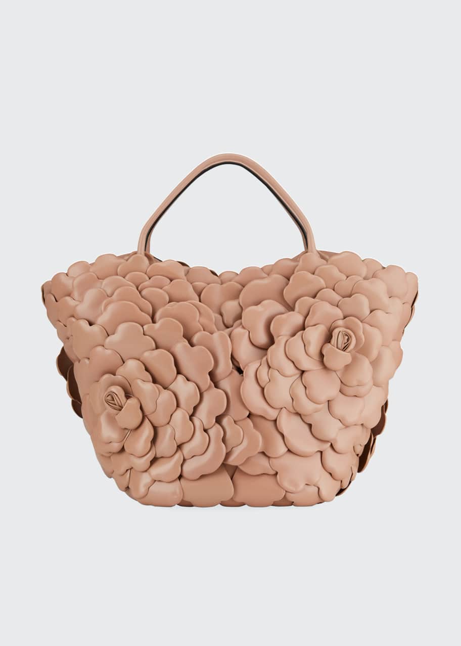 Valentino Garavani Atelier Rose 03 Edition Medium Leather Bucket Bag -  Bergdorf Goodman