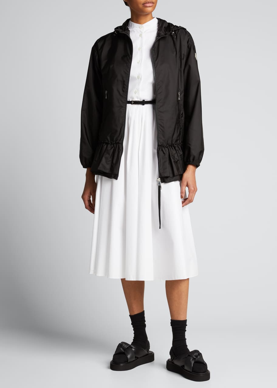 Moncler sarcelle hotsell jacket