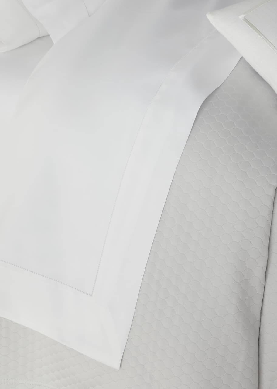 Image 1 of 1: Fiona Full/Queen Flat Sheet