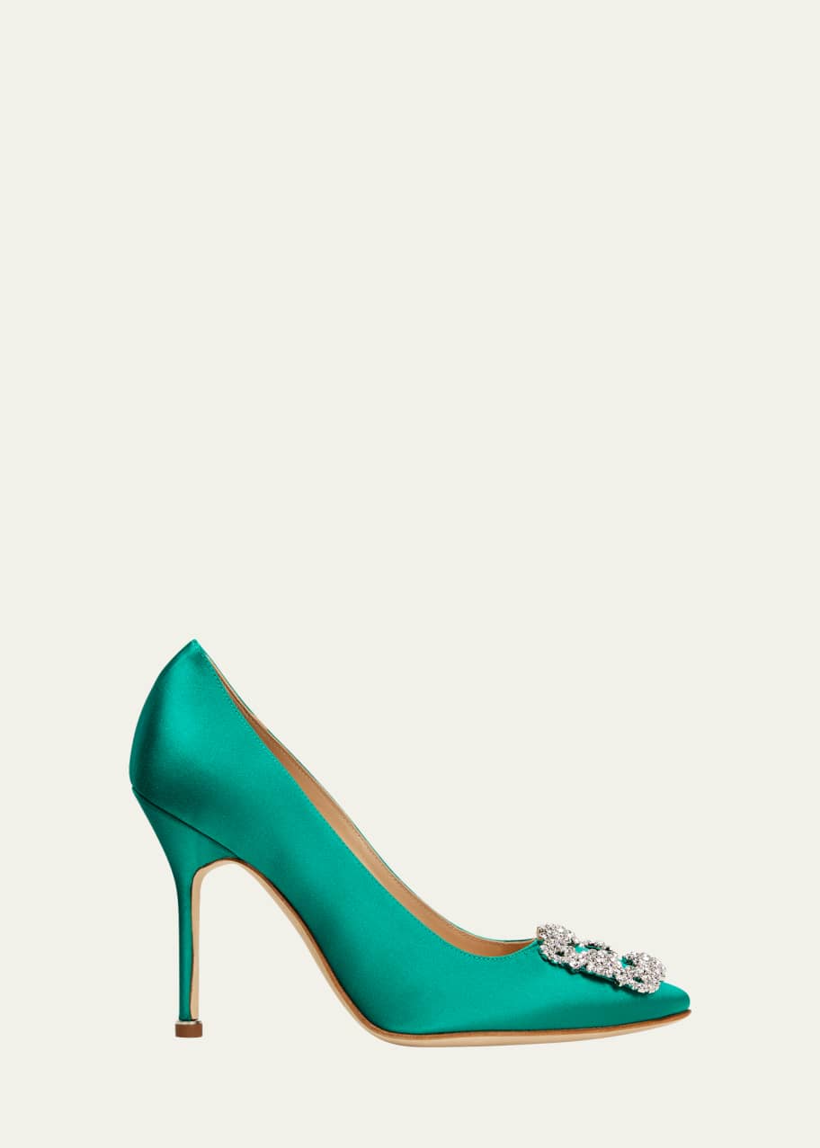 Hangisi 15 satin deals pumps