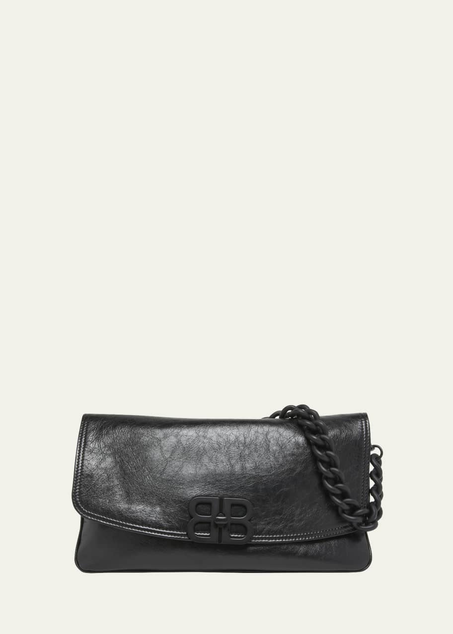 Image 1 of 1: Medium Flap Leather Shoulder Bag