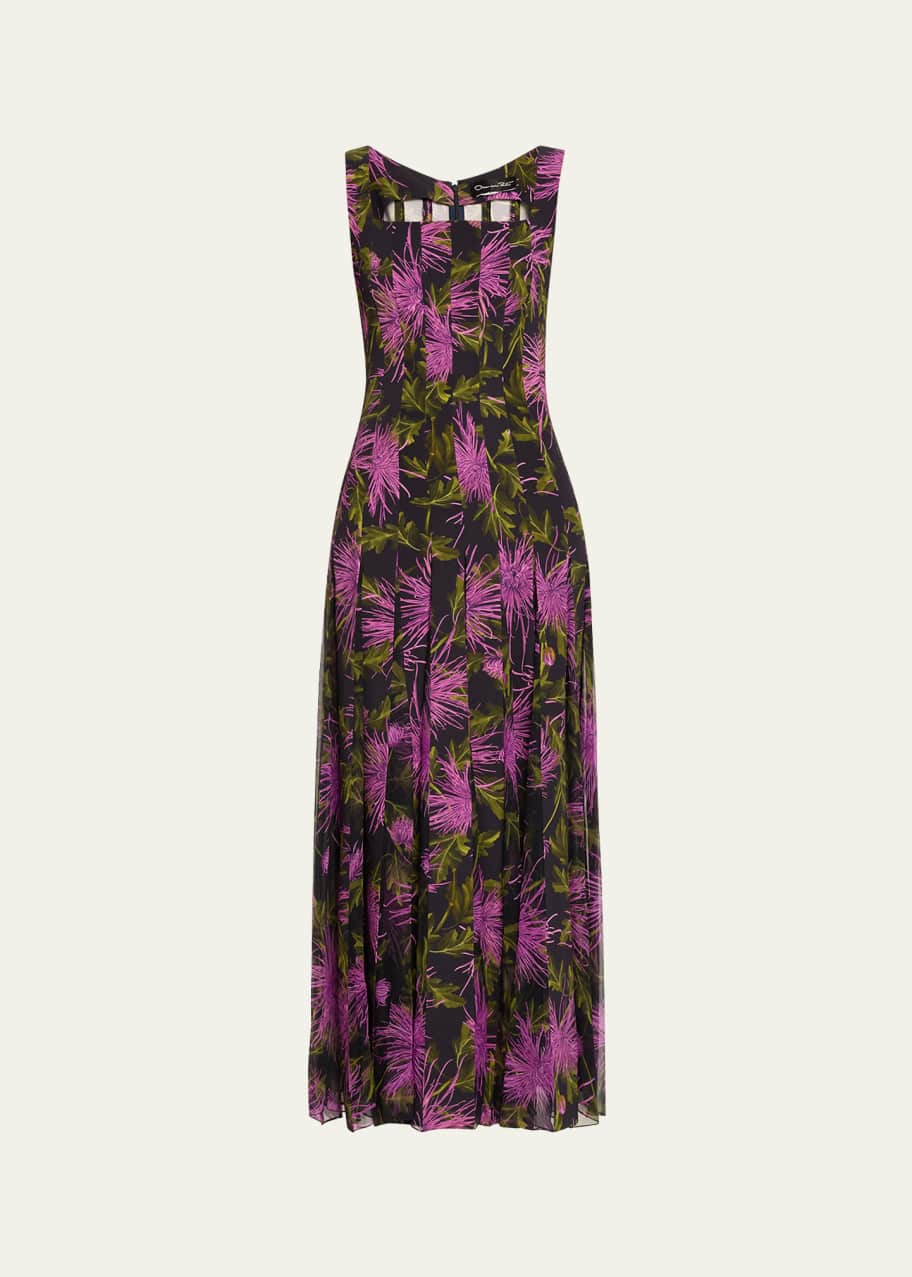Image 1 of 1: Chrysanthemum Print Pleated Maxi Dress