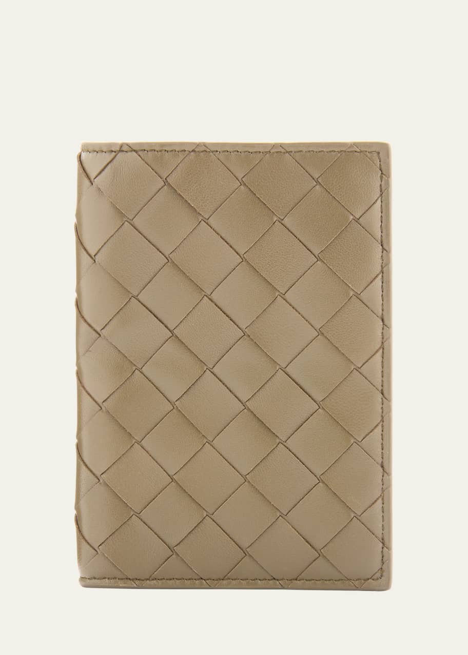BOTTEGA VENETA ベージュレザーケース Bottega Veneta Leather Passport Case - Bergdorf Goodman