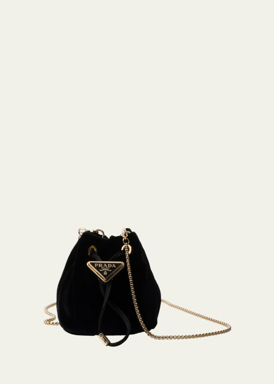 Vintage prada bucket bag 2025