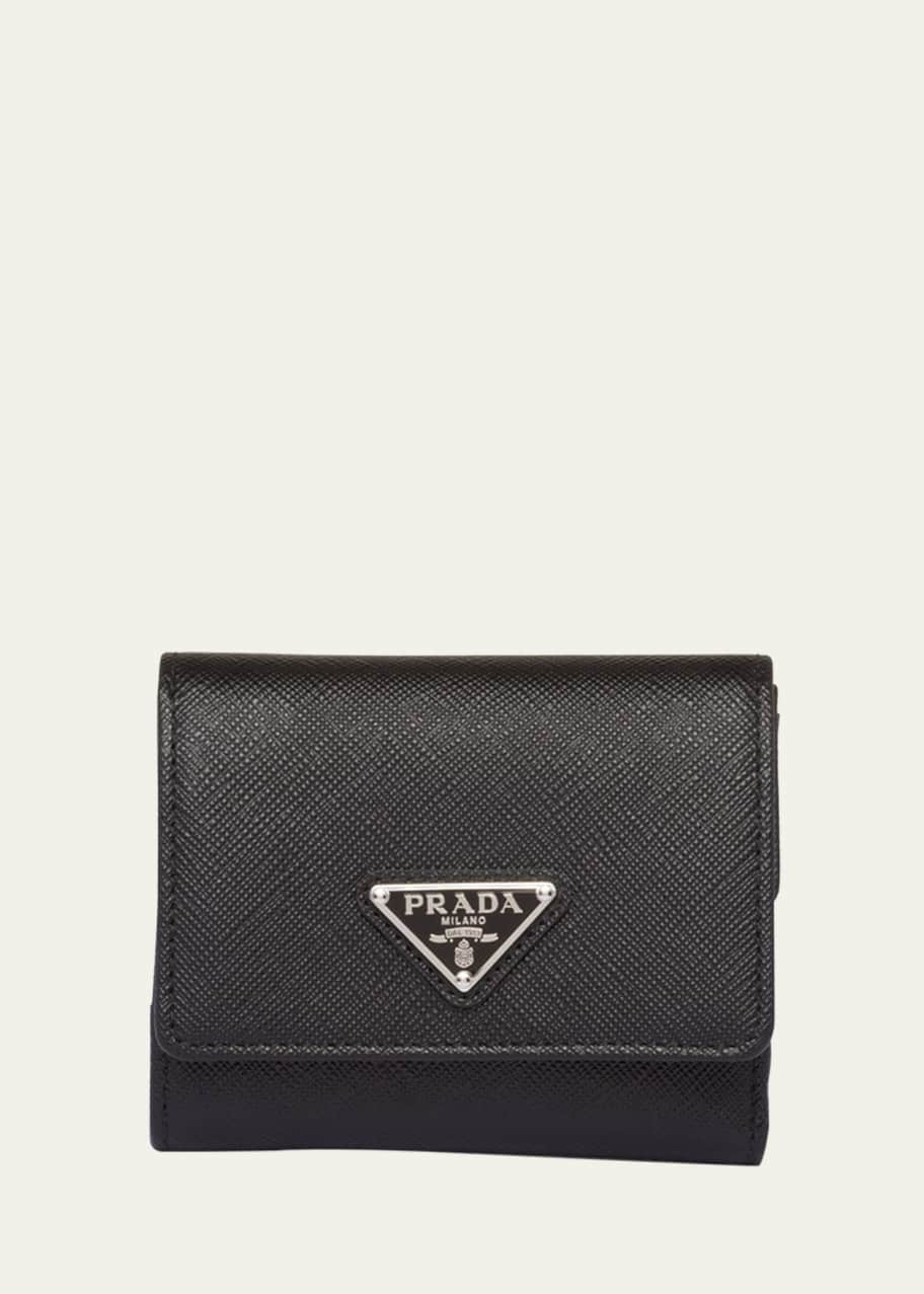 小物 PRADA Saffiano Leather Compact Wallet cq5dam.web.hebebed.600.600.jpg