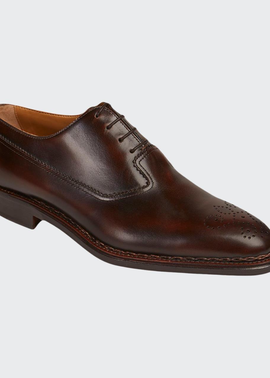 Paul Stuart Men display picture 2