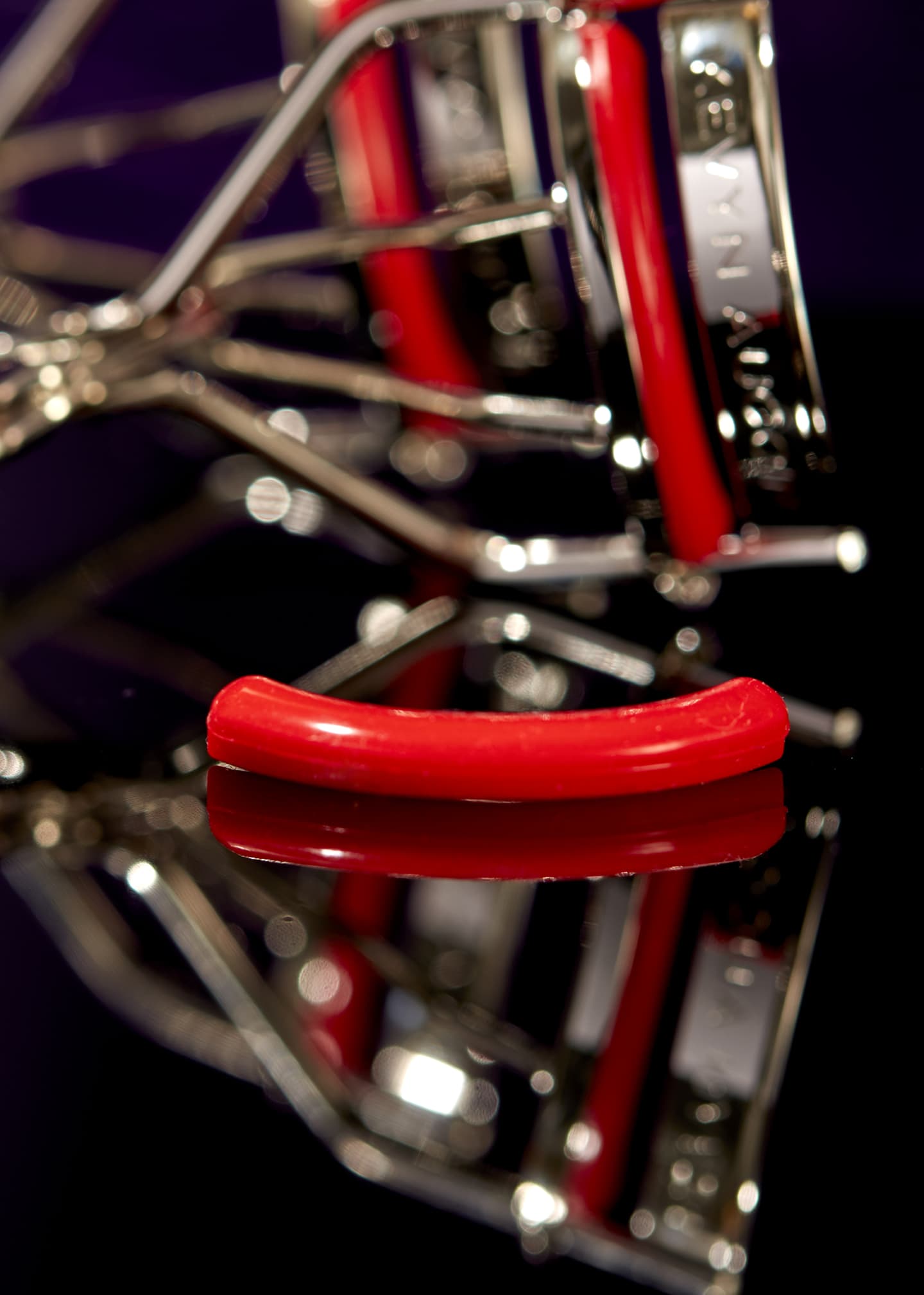 Kevyn Aucoin The Eyelash Curler Image 3 of 3