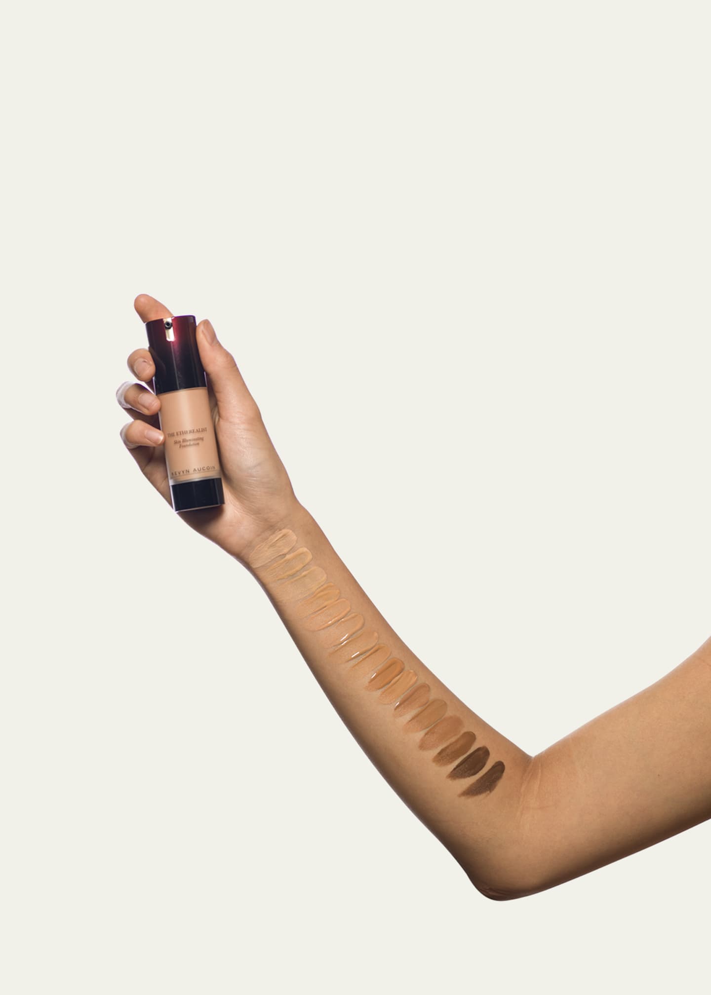 Kevyn Aucoin The Etherealist Skin Illuminating Foundation Image 2 of 3