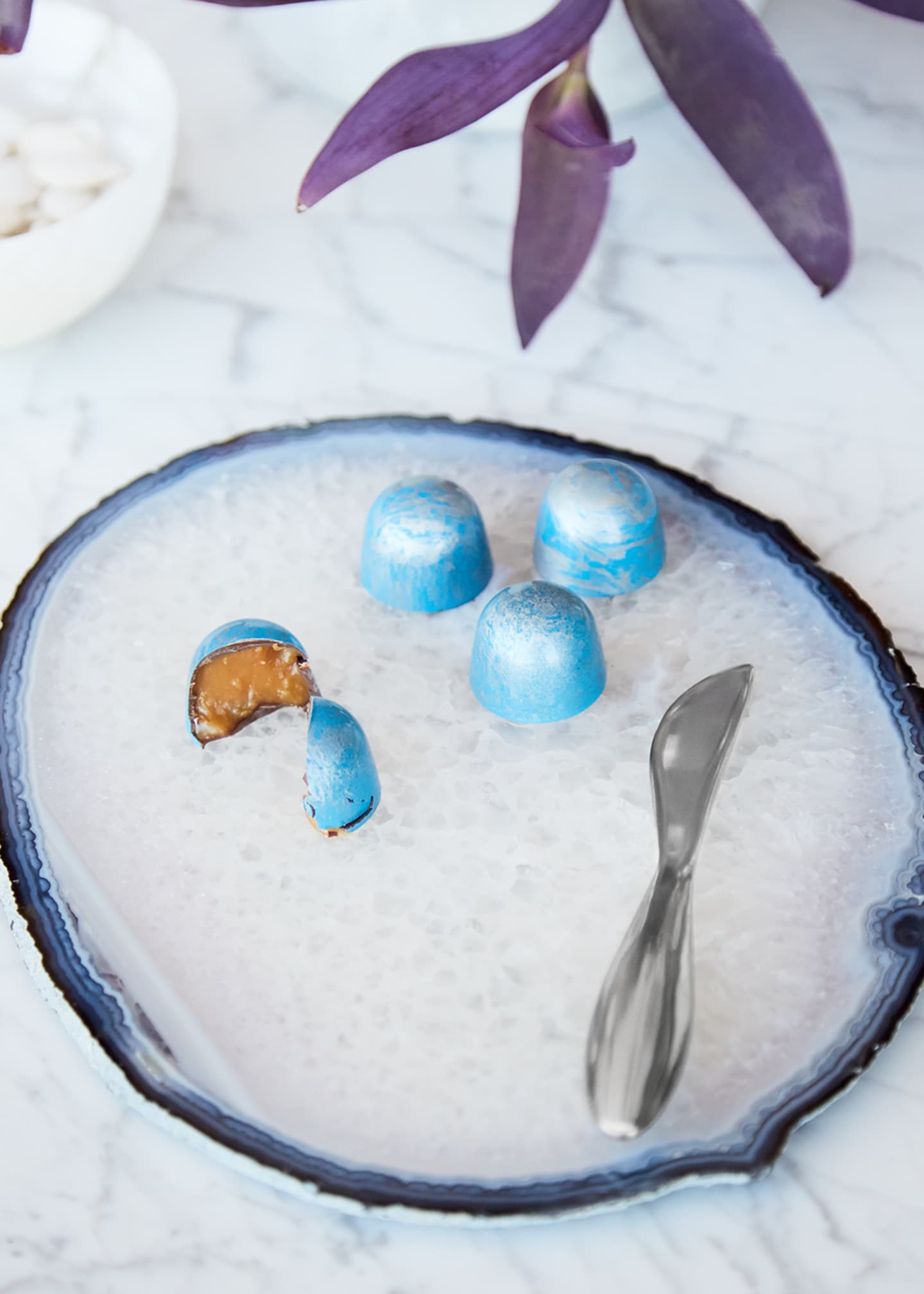 ANNA New York Ita Blue Cheese Plate & Forma Spreader Image 2 of 3