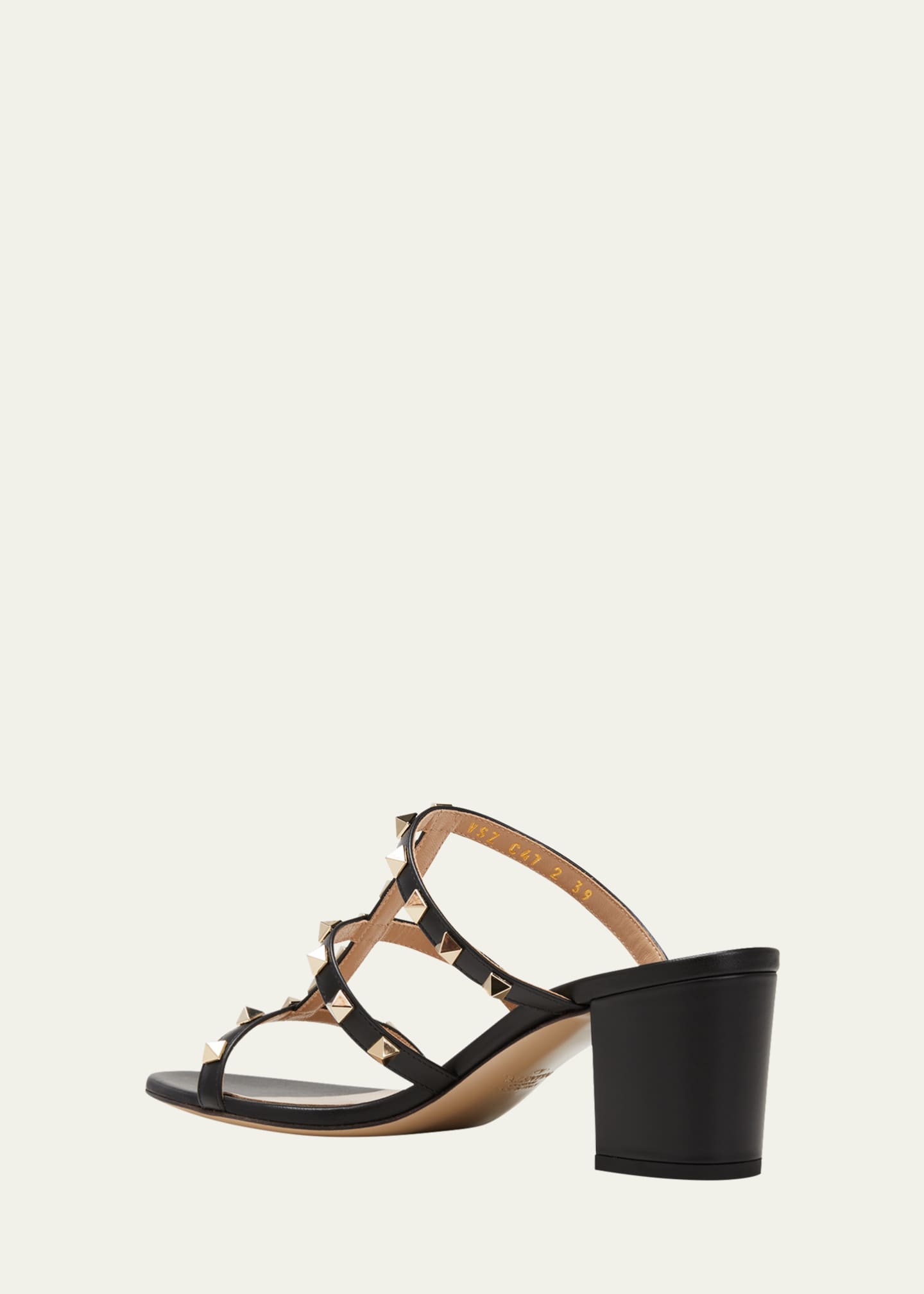 ROCKSTUD CALFSKIN ANKLE STRAP SANDAL 60 MM