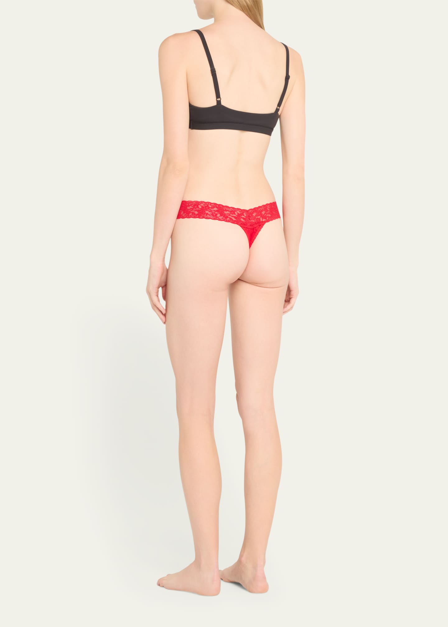 Hanky Panky Signature Lace Low-Rise Thong Image 3 of 4