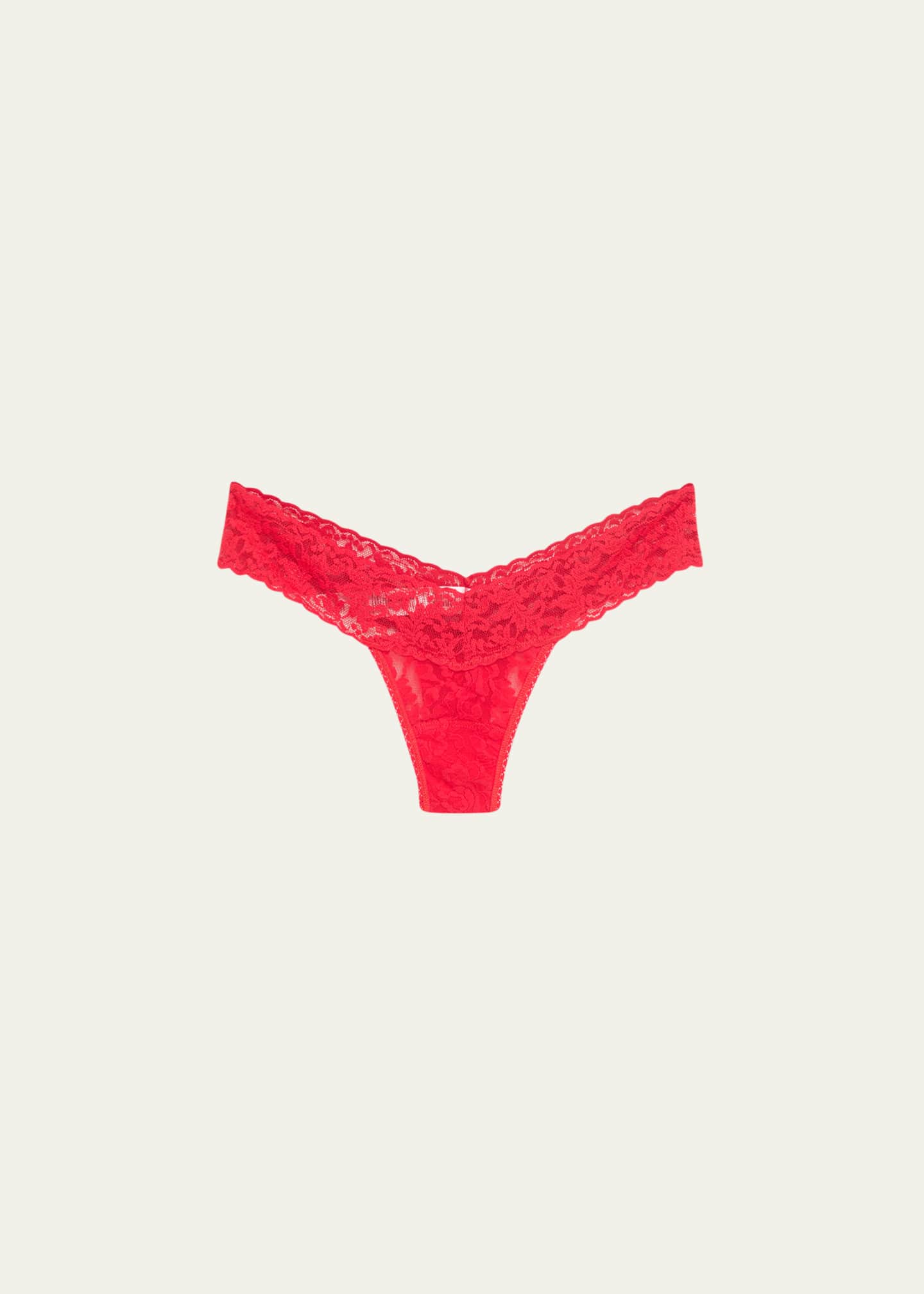 Hanky Panky Signature Lace Low-Rise Thong Image 1 of 4