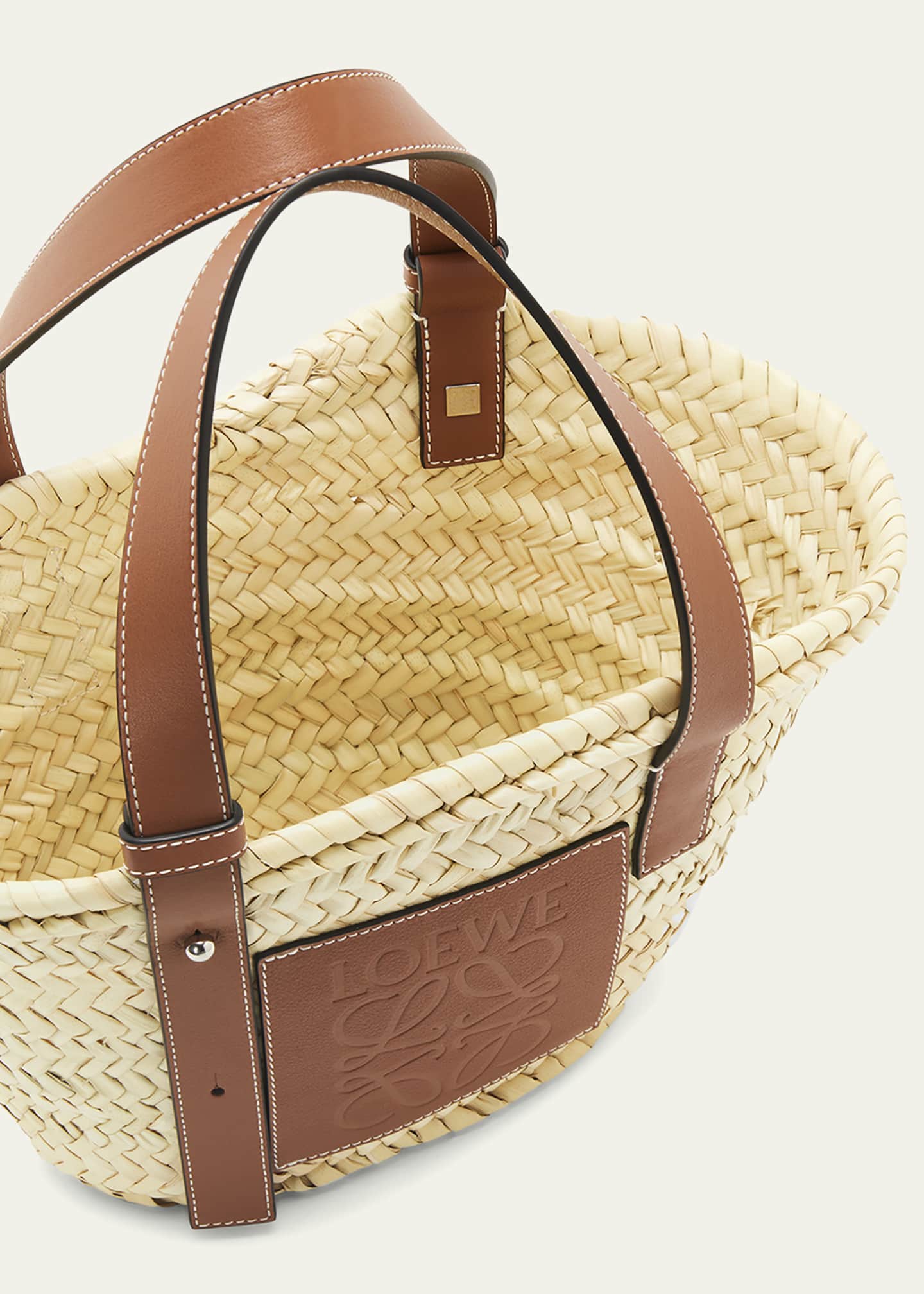 Loewe x Paula’s Ibiza Basket Small Bag in Palm Leaf with Leather Handles Image 4 of 6