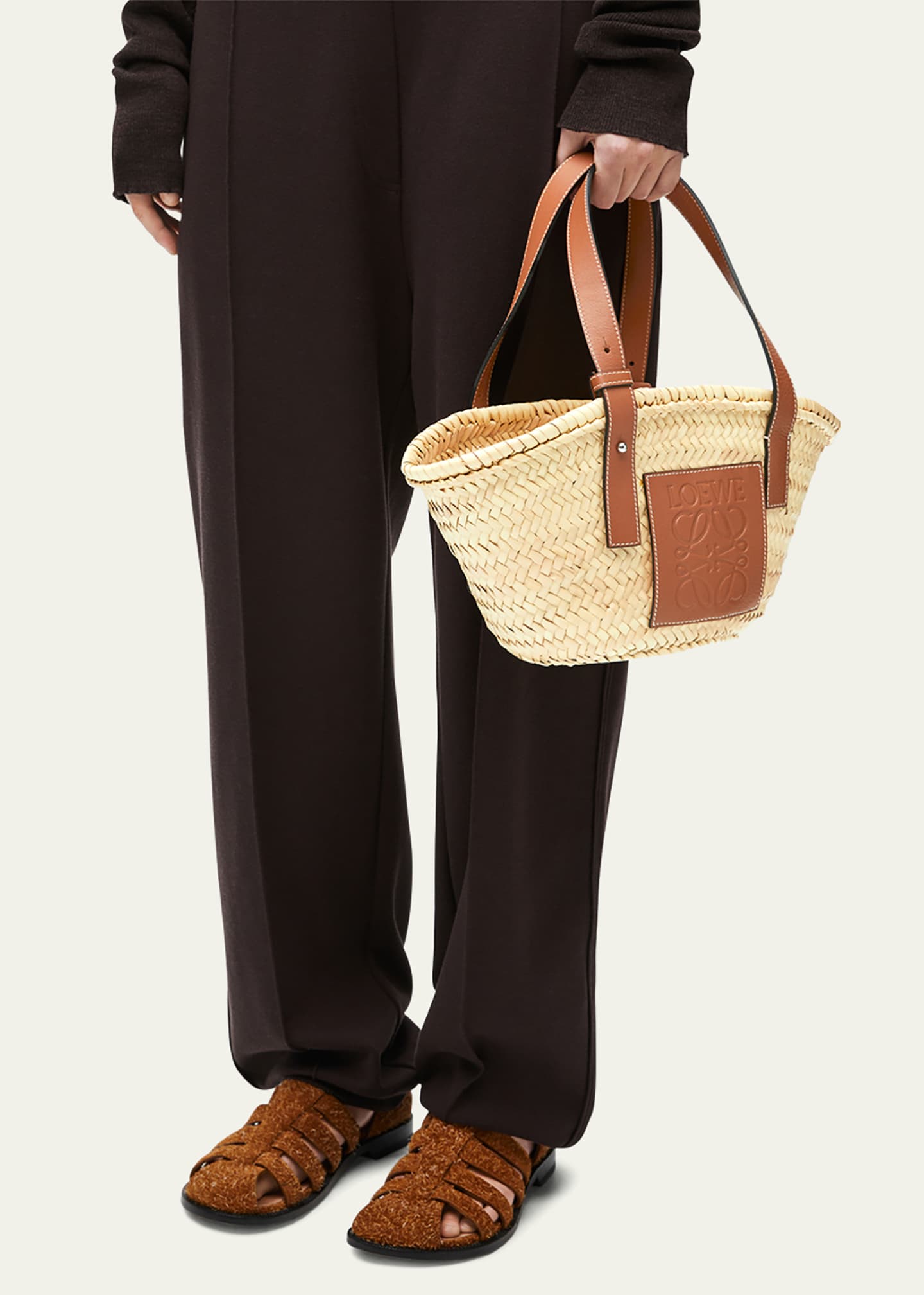 Loewe x Paula’s Ibiza Basket Small Bag in Palm Leaf with Leather Handles Image 5 of 6