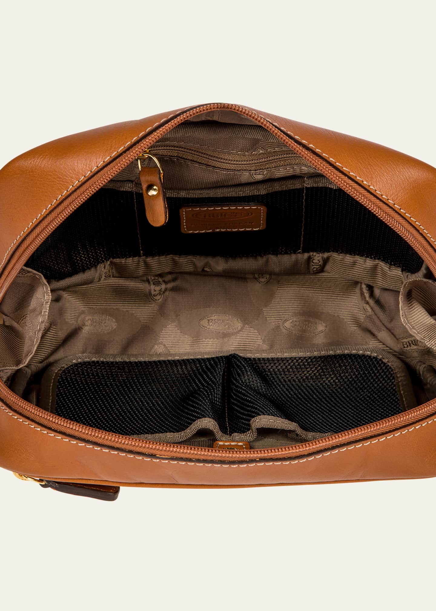 Bric's Life Pelle Travel Case Image 3 of 3