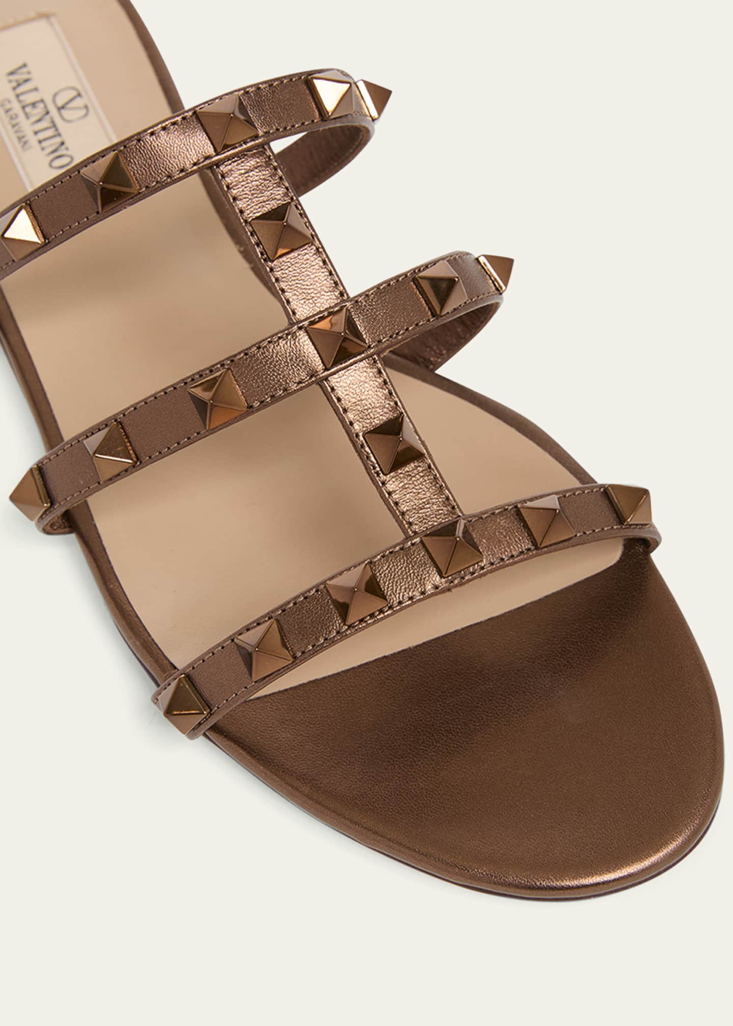 ★関税込★VALENTINO★ROCKSTUD SLIDE SANDAL サンダル★ Rockstud Flat Slide Sandal for Woman in Black | Valentino US