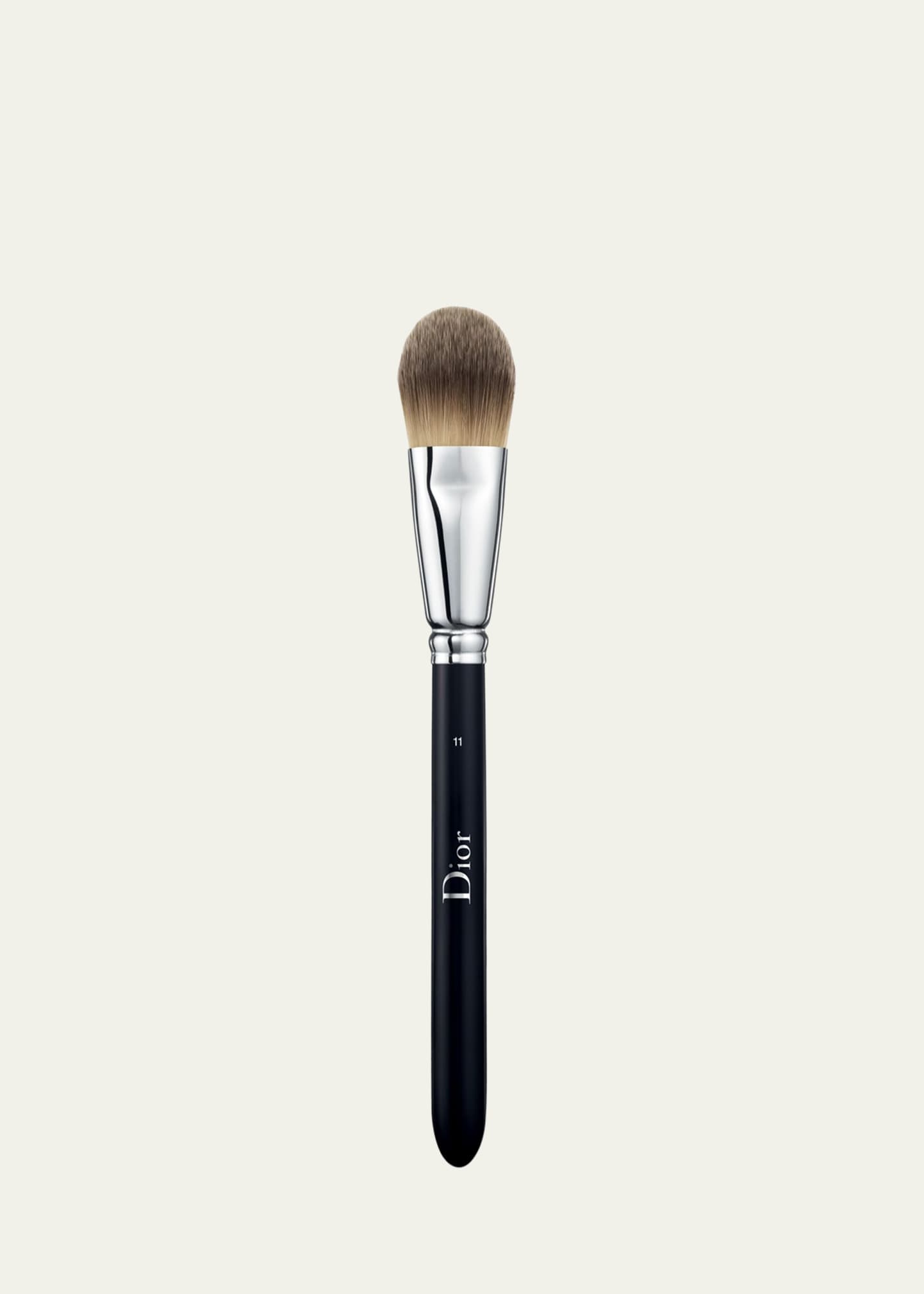 DIOR Dior Backstage Light Coverage Fluid Foundation Brush