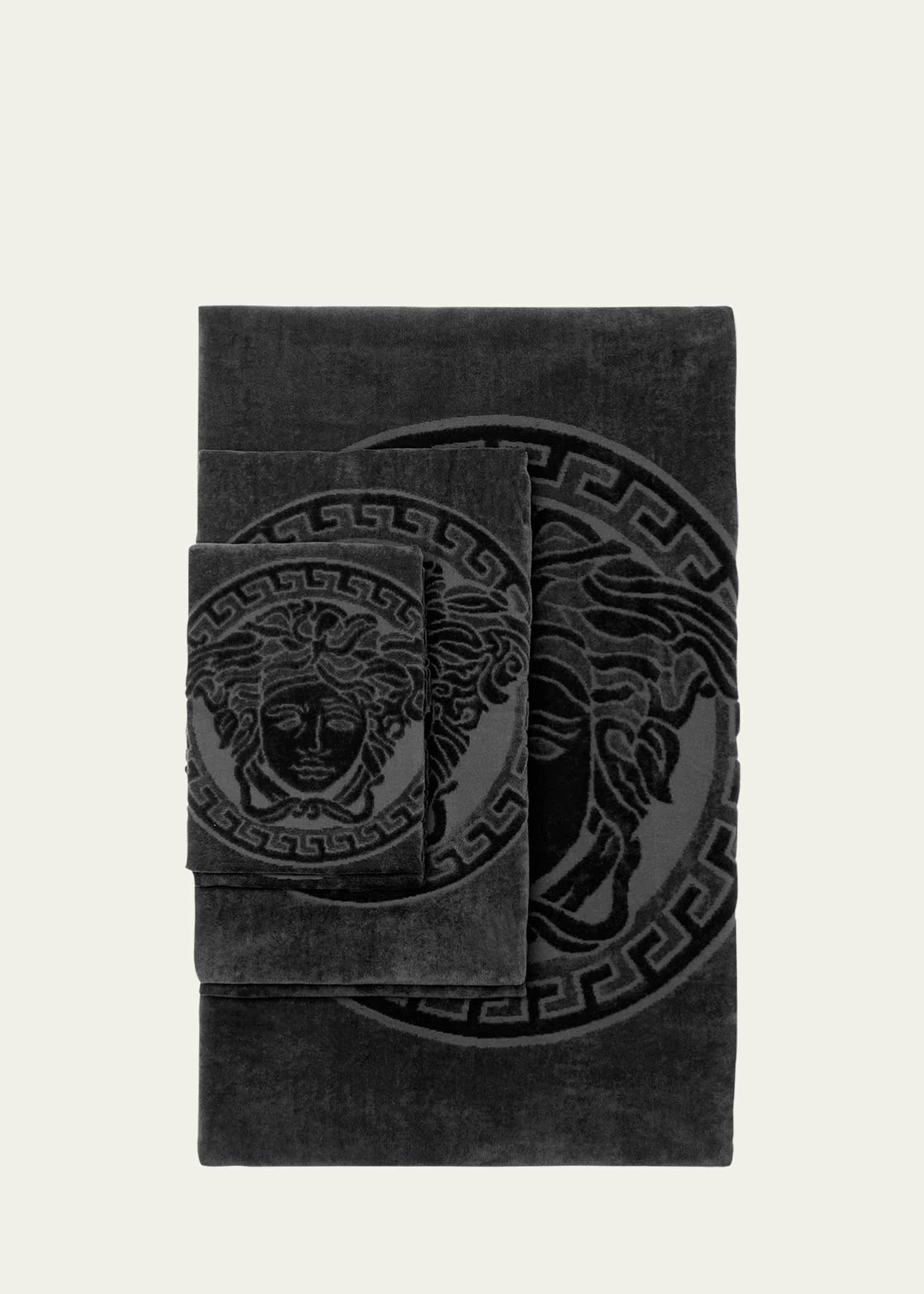 Versace Medusa 5-Piece Classic Bath Towel Set - Bergdorf Goodman