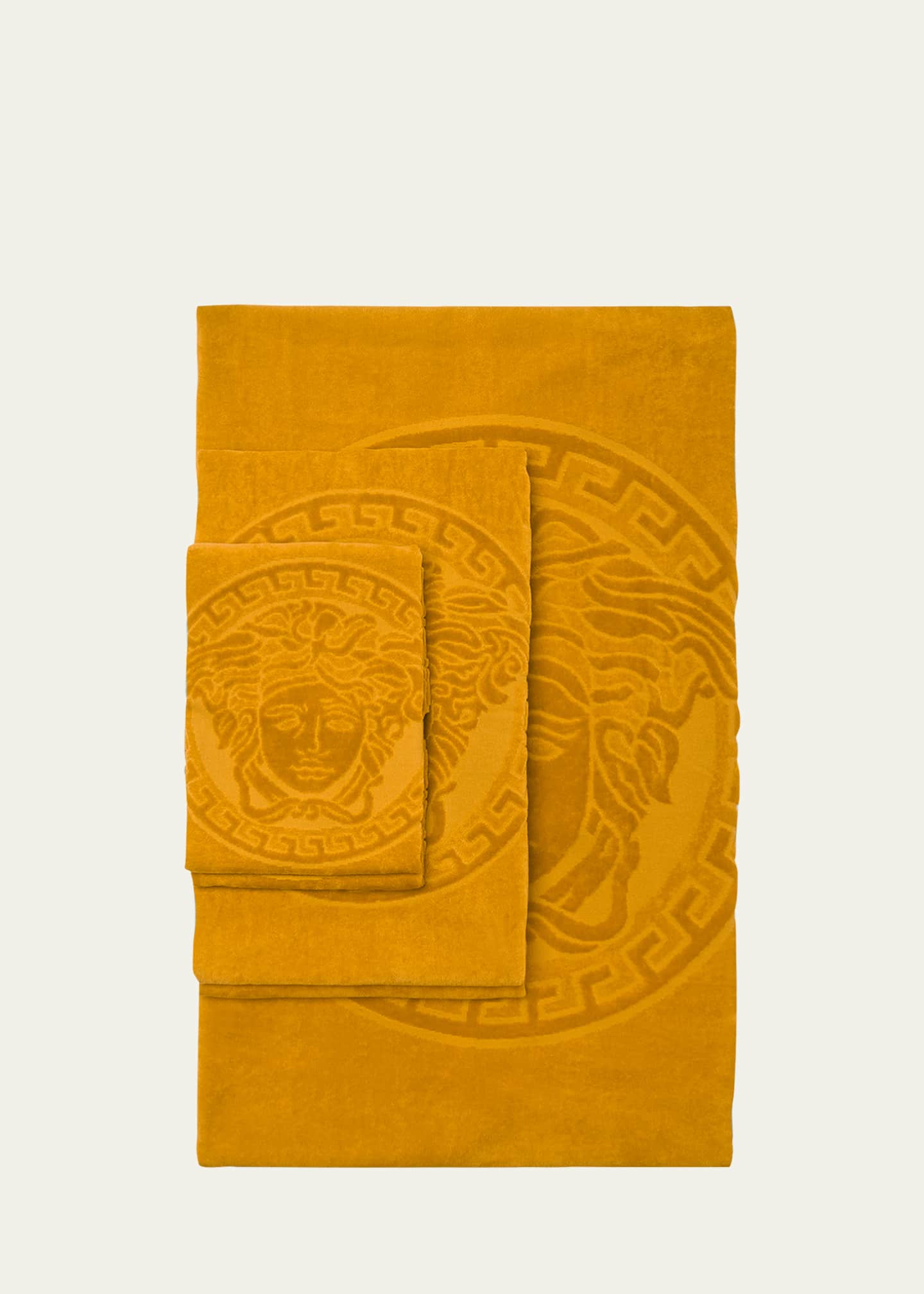 Versace medusa guest towel 2025
