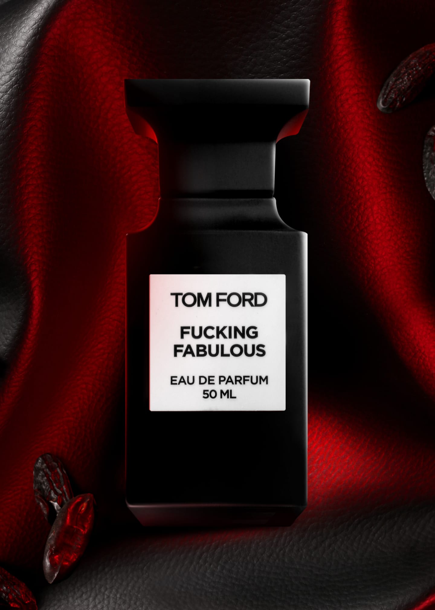 TOM FORD Fabulous Home Candle Image 2 of 2