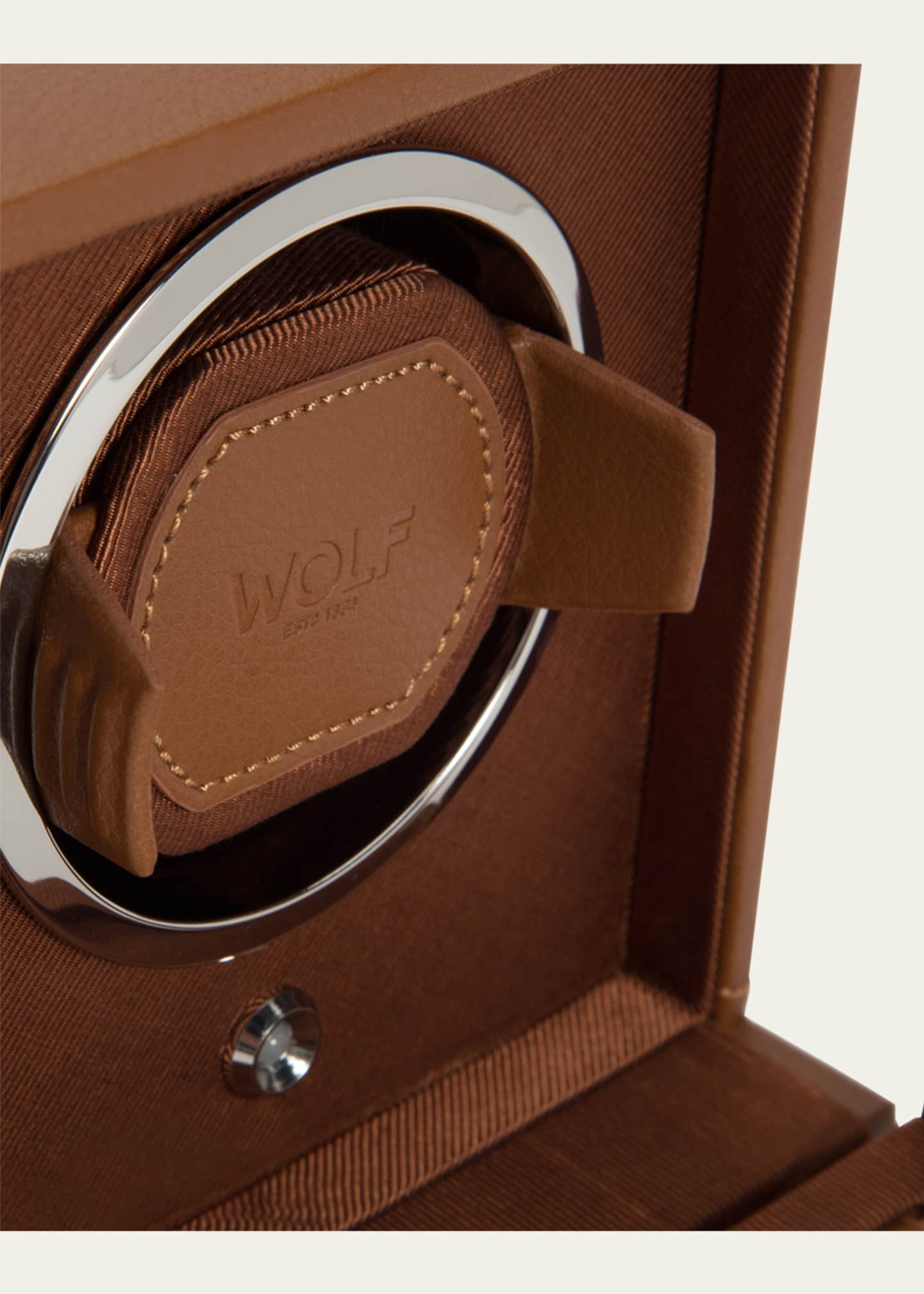 WOLF Cub Watch Winder with Cover Image 5 of 5