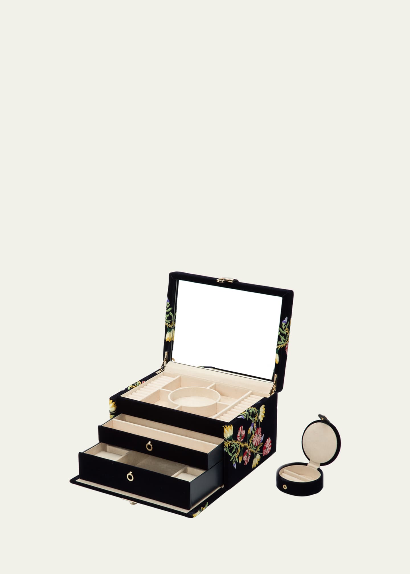 Wolf jewelry outlet box large