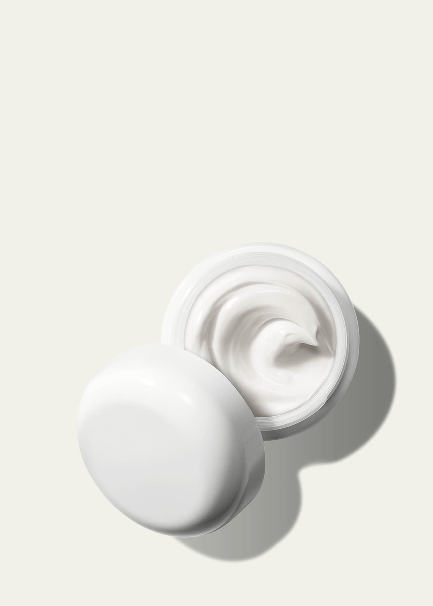 La Mer Creme de la Mer Moisturizing Cream, 3.4 oz. Image 3 of 5