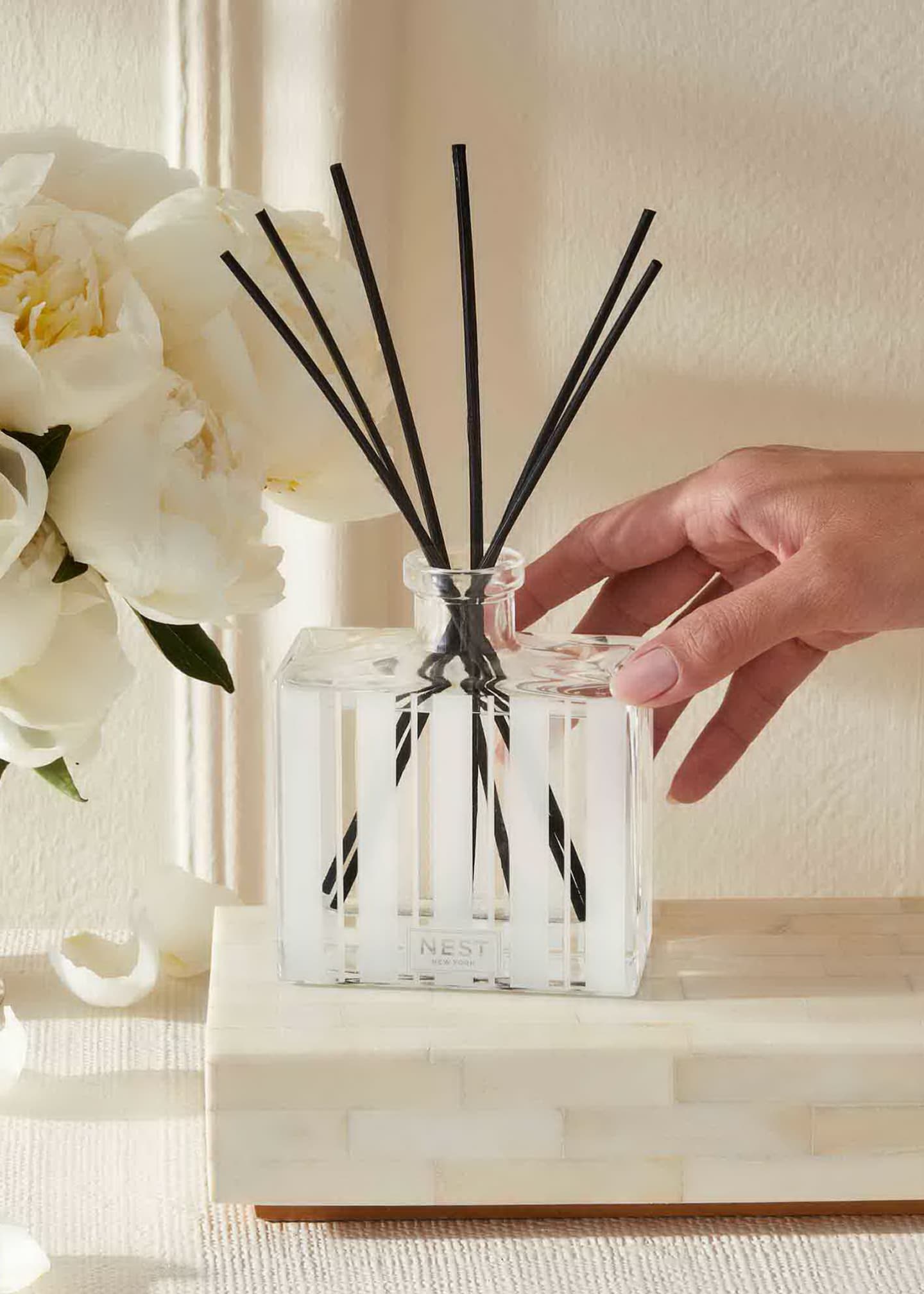 NEST New York 5.9 oz. Rose Noir & Oud Reed Diffuser Bergdorf Goodman