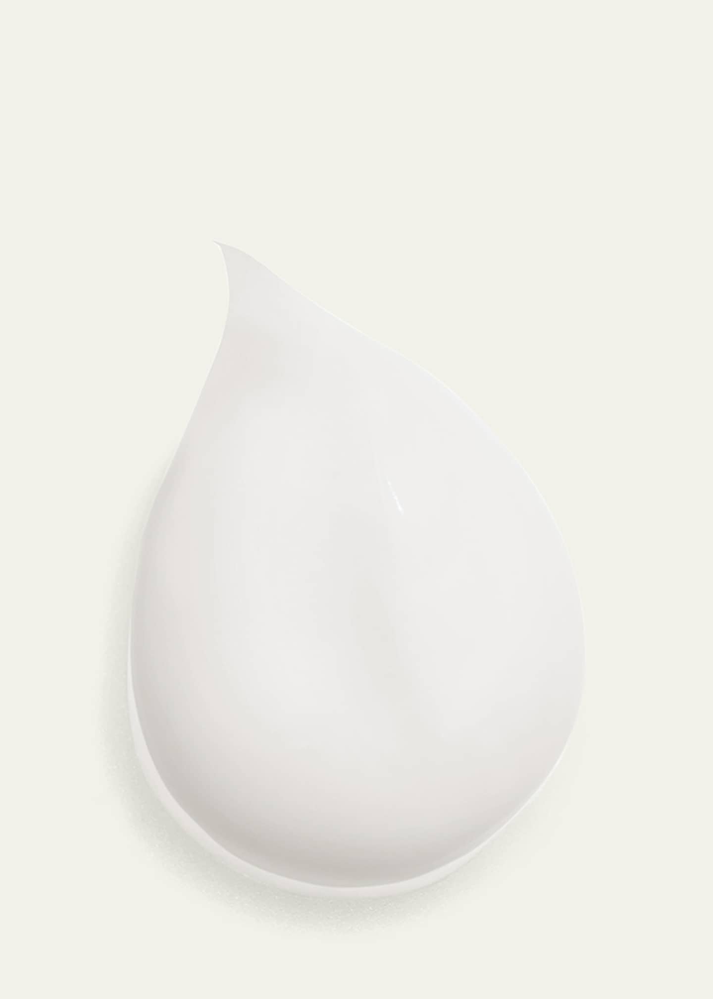 Sisley Paris Sisleÿa L'Integral Anti-Age Hand Care Anti-Aging Concentrate Image 3 of 4