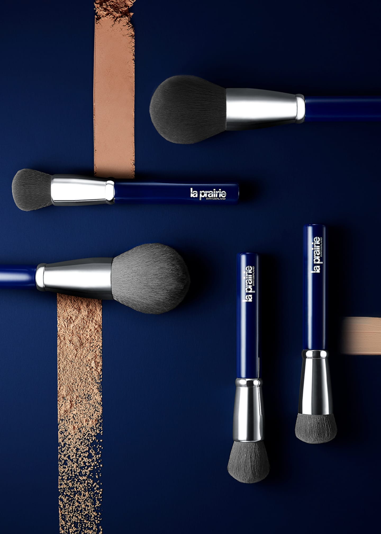 La Prairie Powder Foundation Brush Image 2 of 2