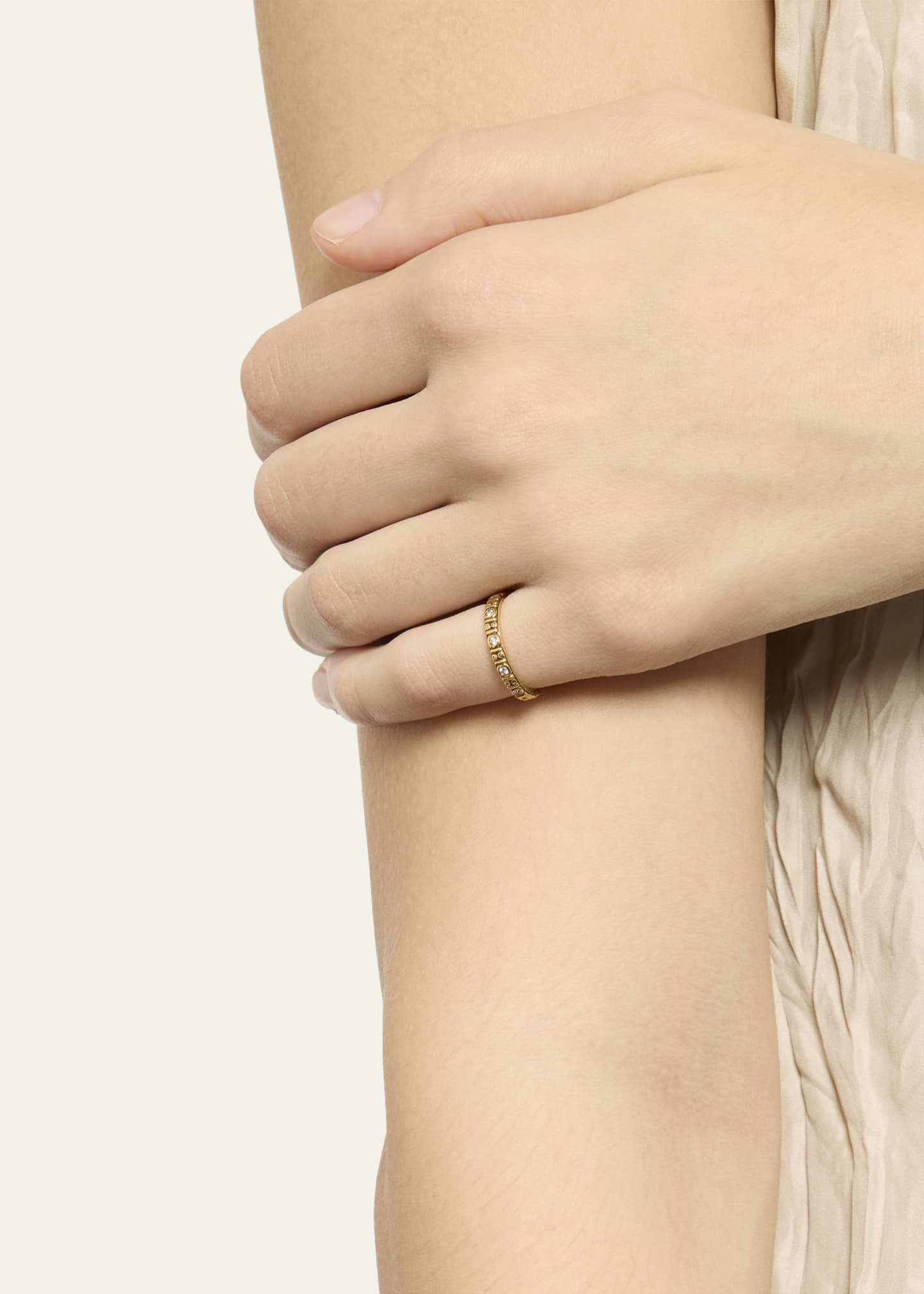 Alex Sepkus 18K Diamond Circle Band Ring Image 2 of 4
