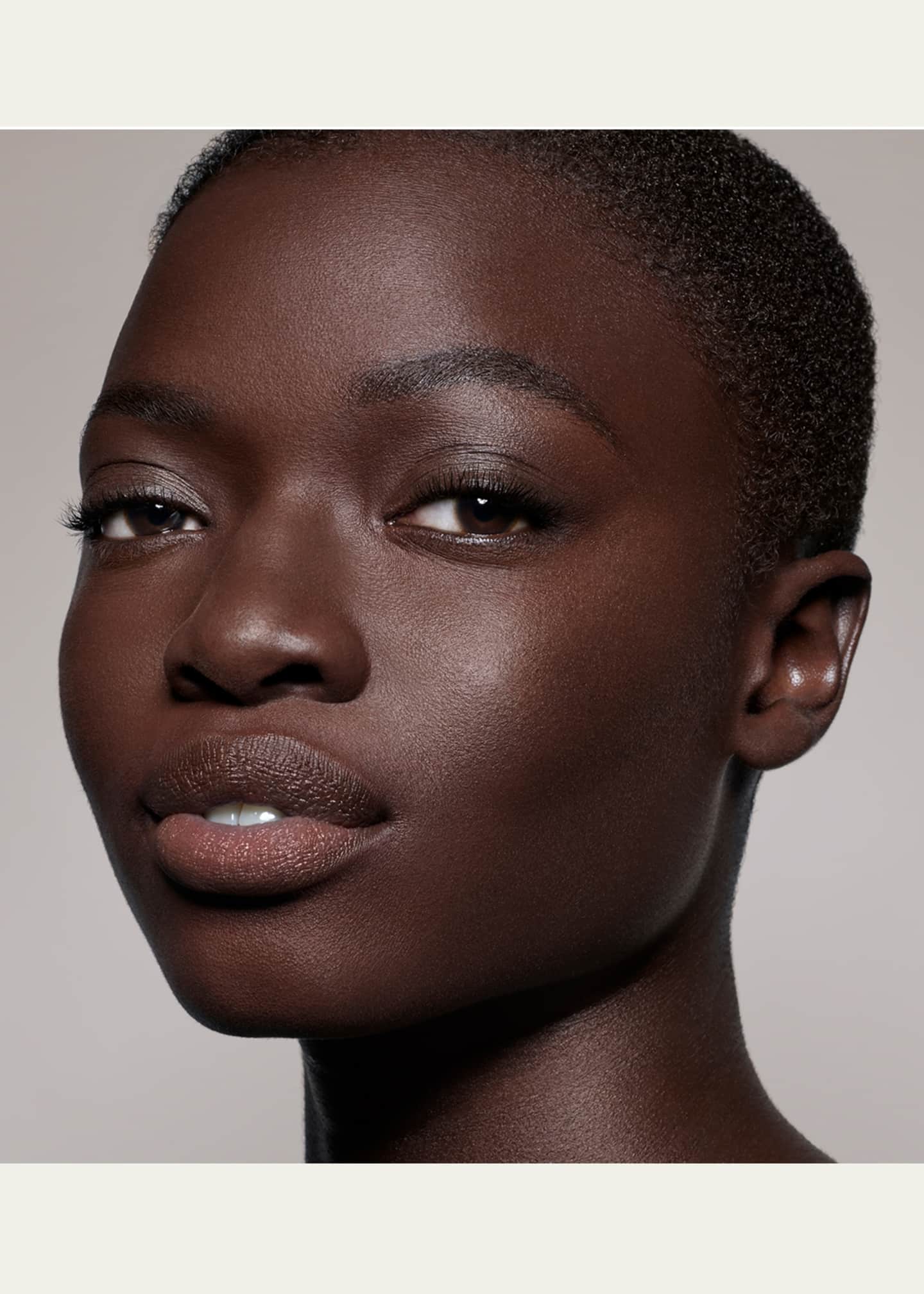 Pat McGrath Labs Skin Fetish: Sublime Perfection Setting Powder Image 2 of 4