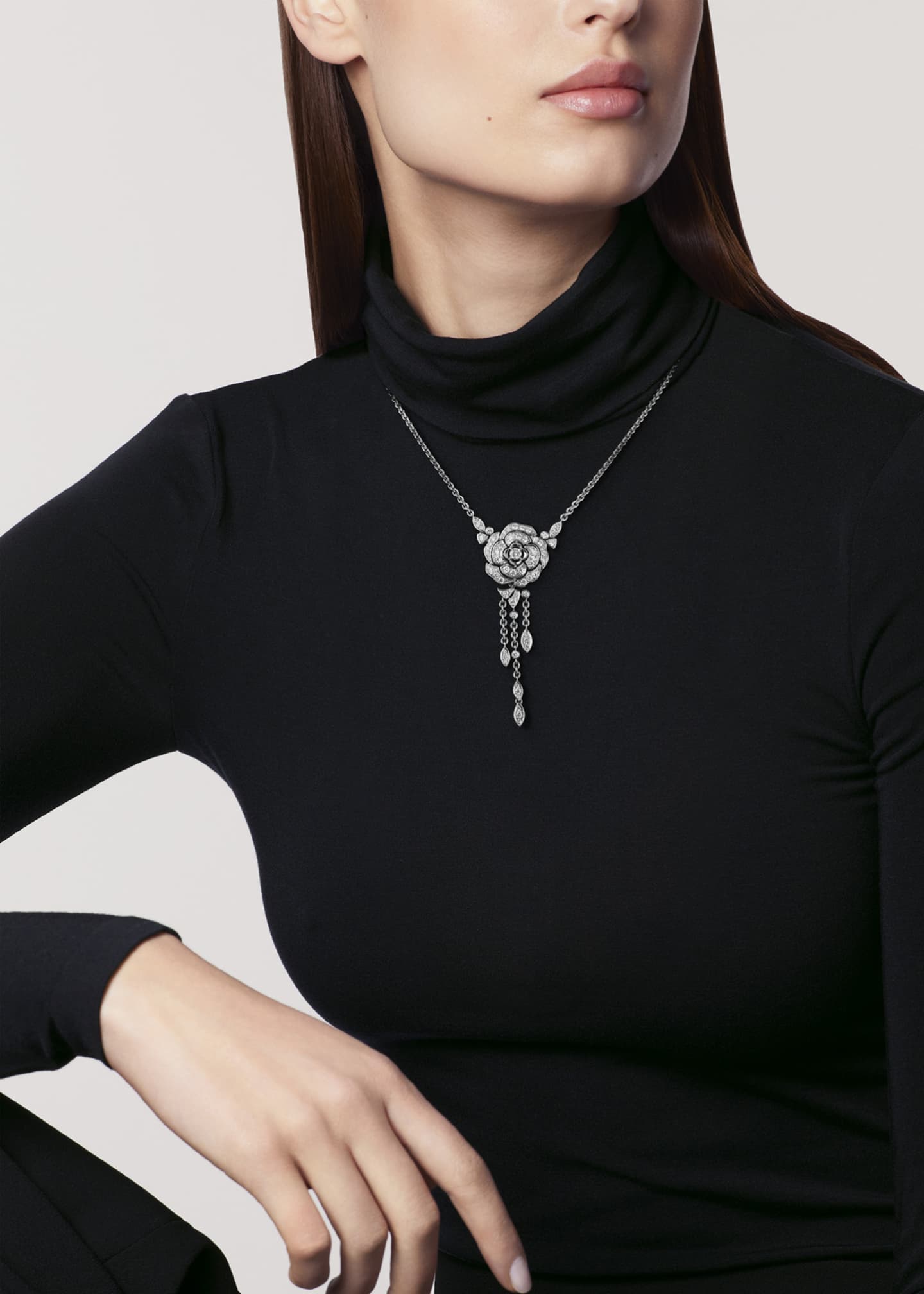 CHANEL CAMELIA NECKLACE Image 2 of 4
