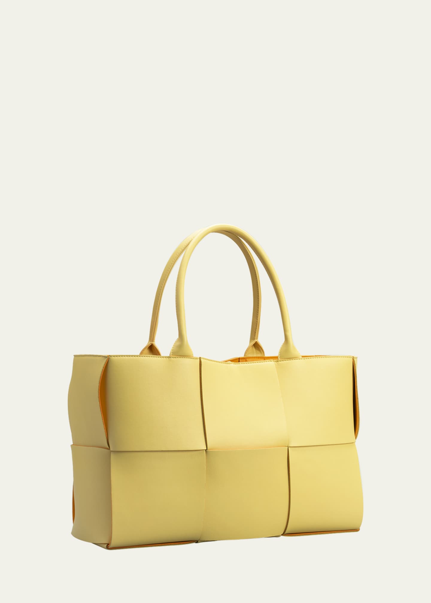 24S - ORANGE COUNTY // The Arco tote bag by Bottega Veneta may be