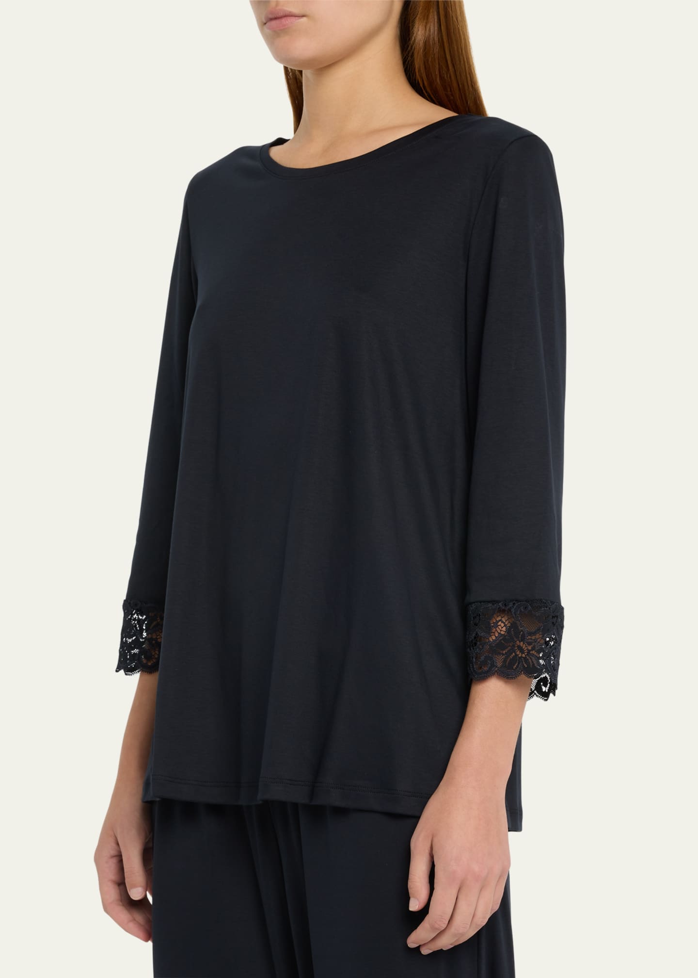 Hanro Moments Lace-Trim Cropped Pajama Set Image 4 of 5