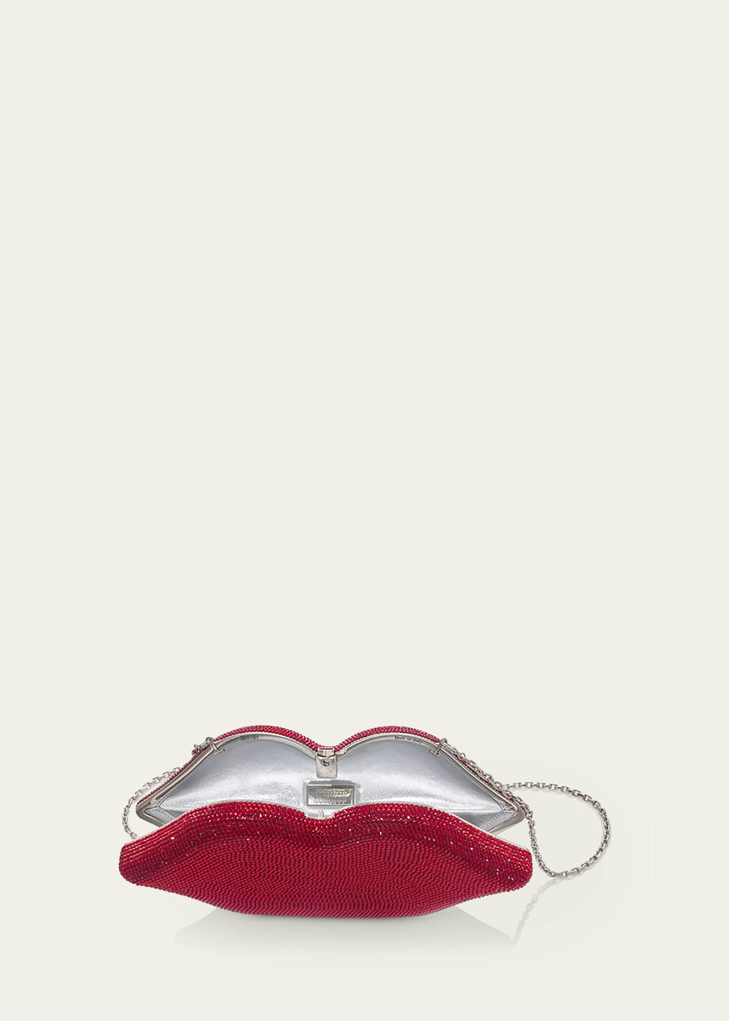 Lips clutch shop