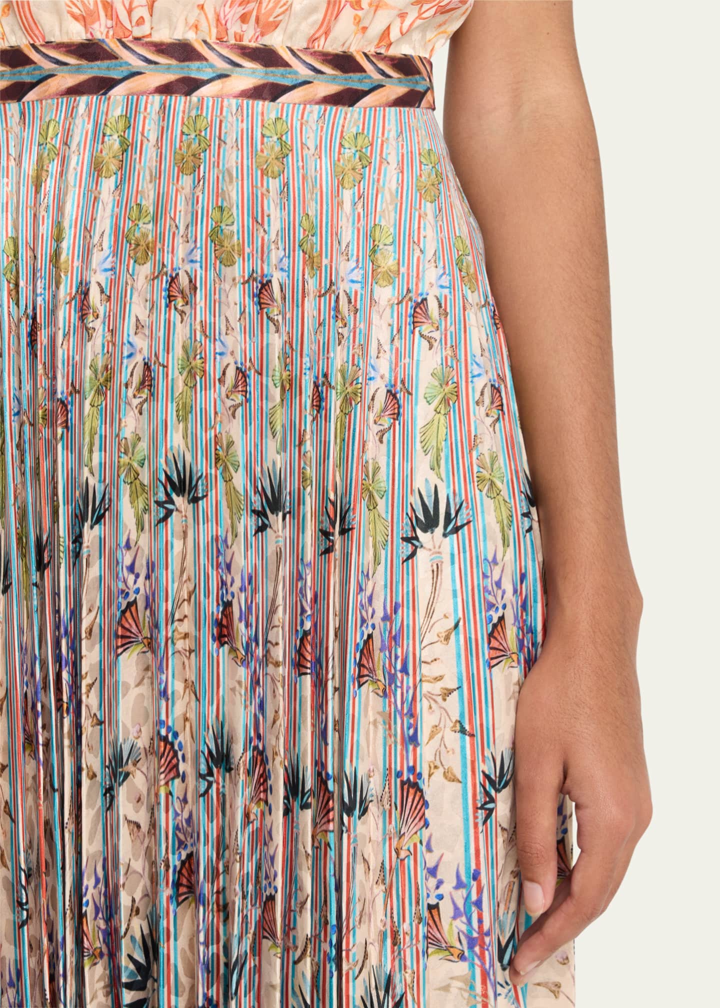 Florica hanging gardens hot sale pleated midi dress