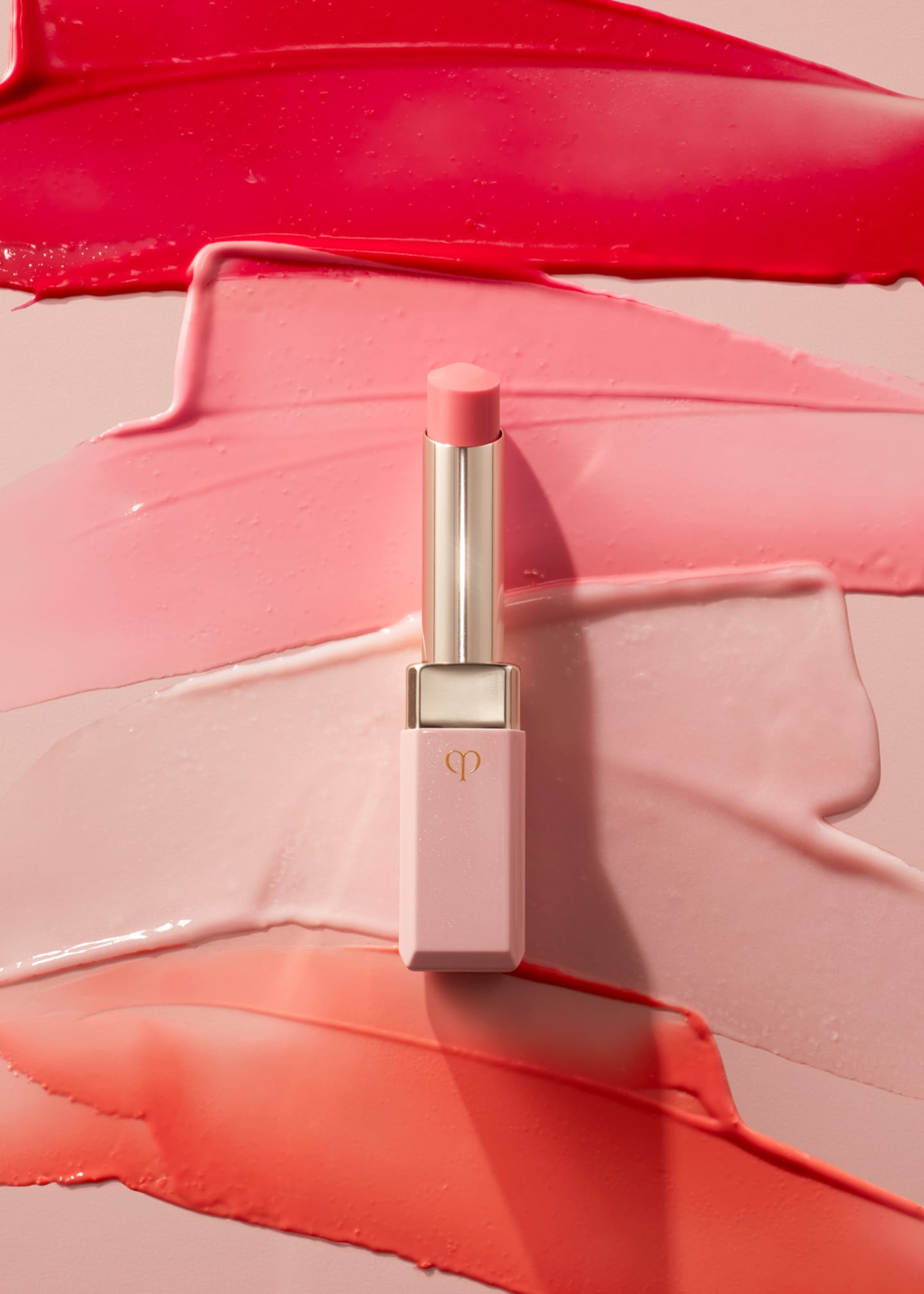 Cle de Peau Beaute Lip Glorifier Image 4 of 5