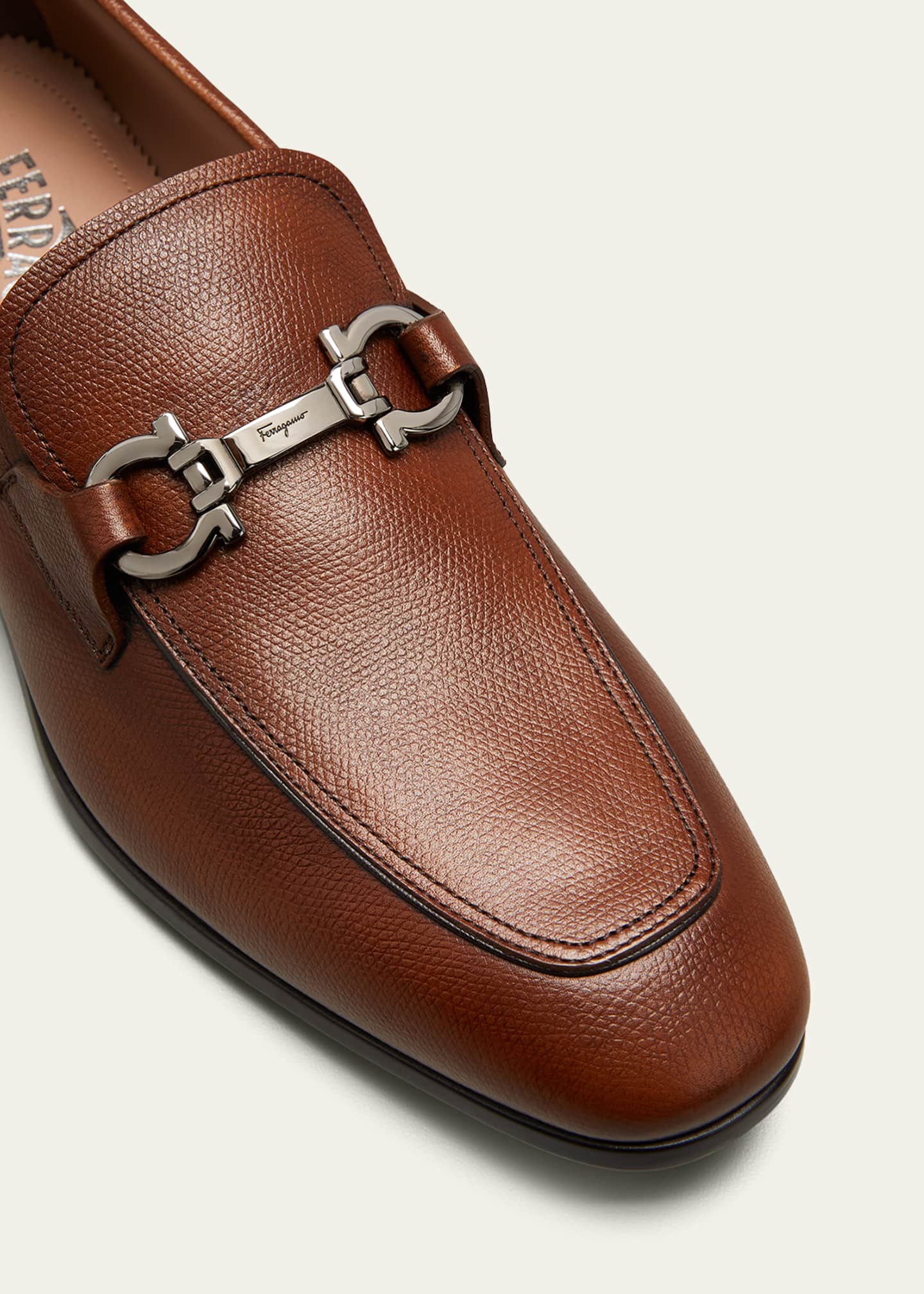 Salvatore ferragamo gancini leather loafer deals