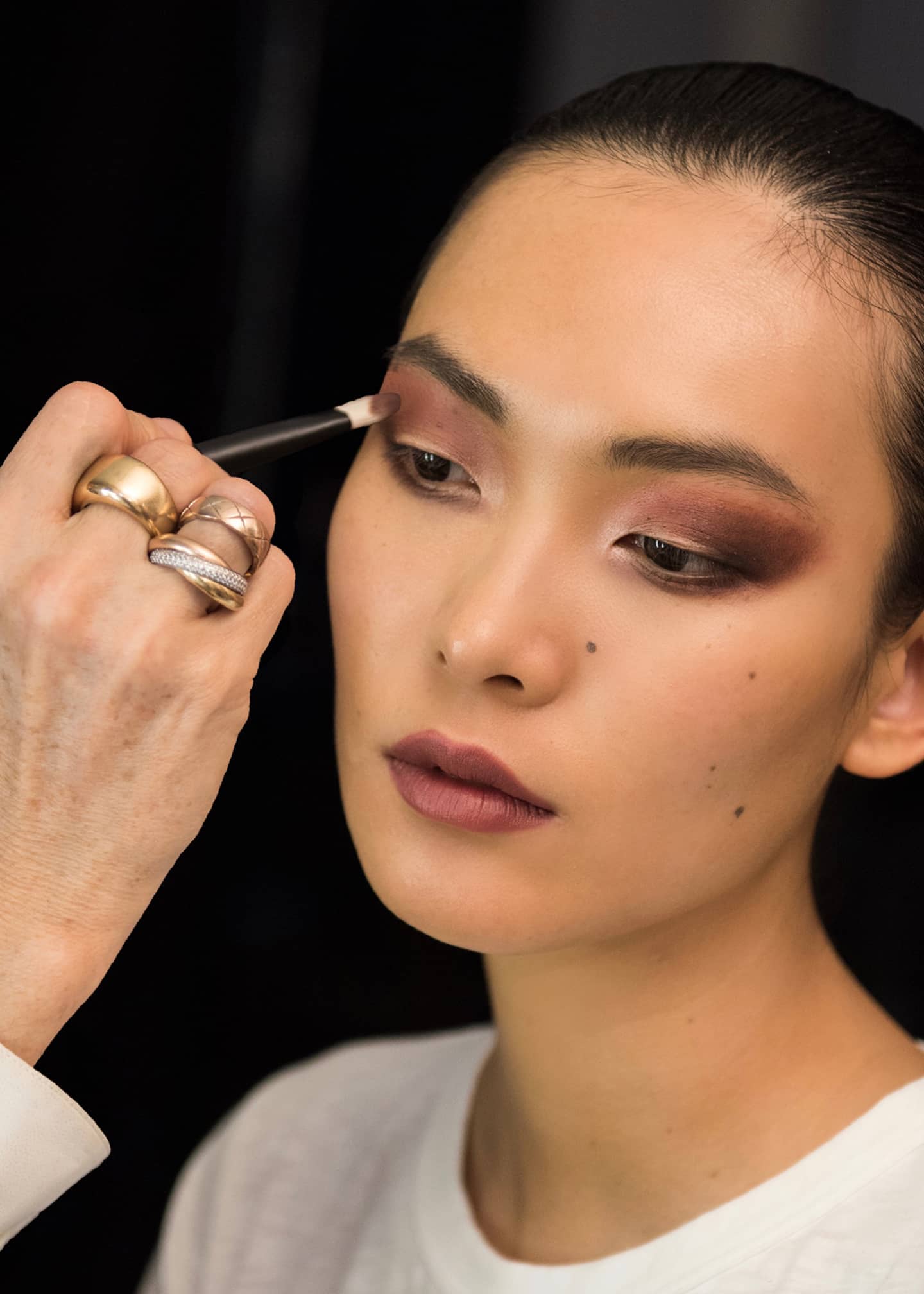 Westman Atelier Eye Shadow I Brush Image 3 of 5