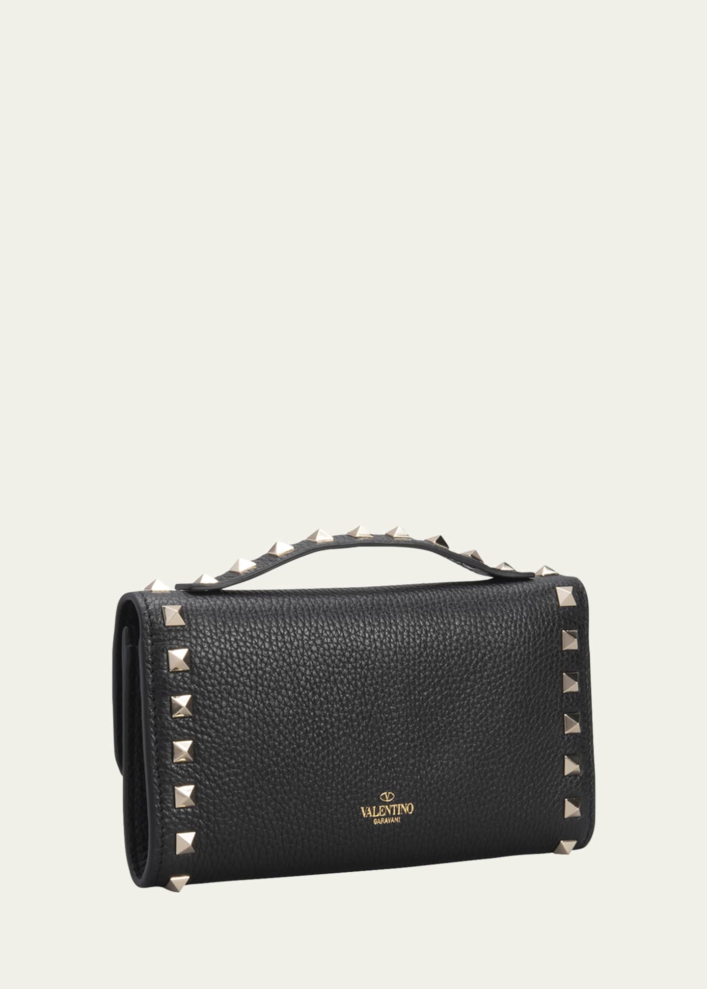 Valentino rockstud leather on sale wallet on chain