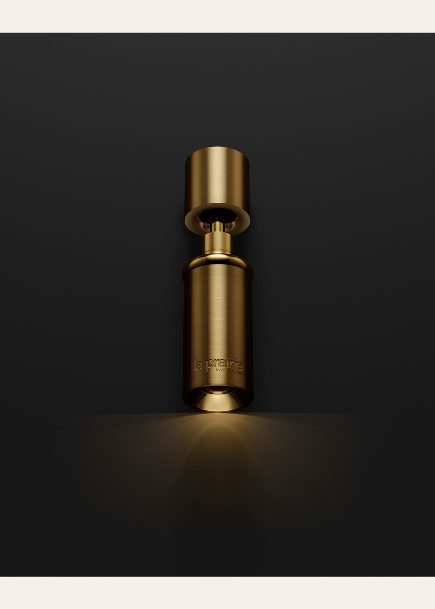 La Prairie Pure Gold Radiance Concentrate, 1 oz. Image 4 of 5