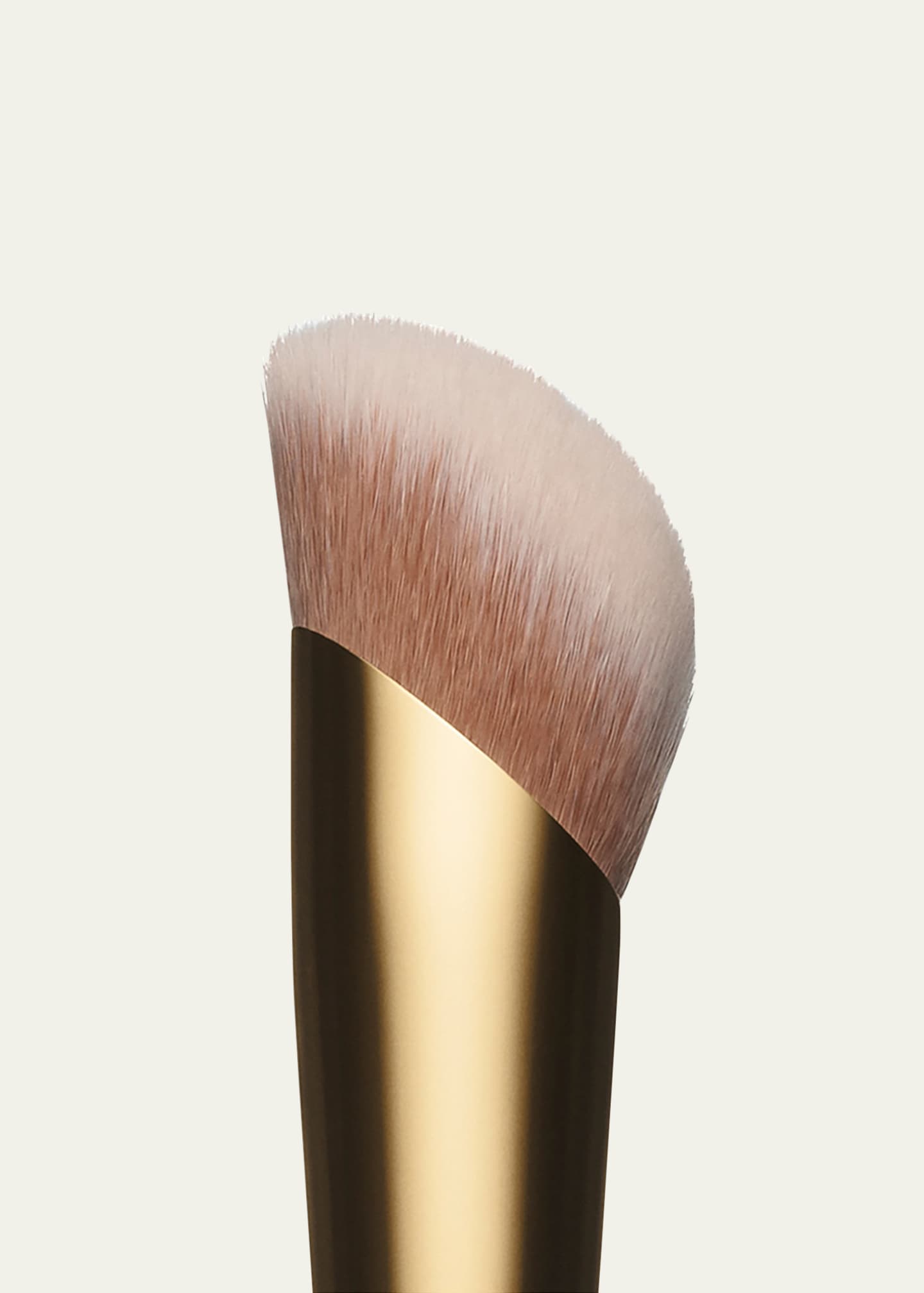 Pat McGrath Labs Sublime Highlighting Brush Image 2 of 3