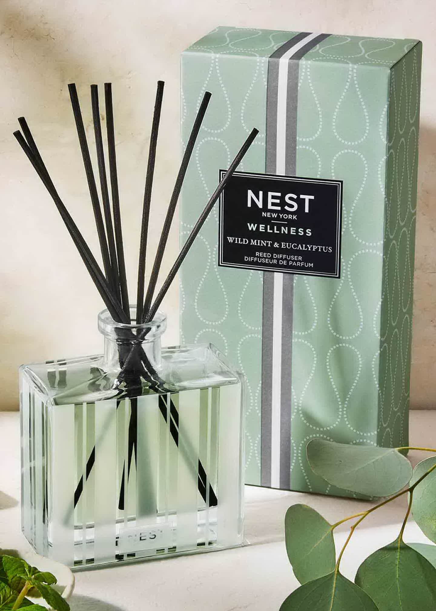 NEST New York 5.9 oz. Wild Mint & Eucalyptus Reed Diffuser Image 3 of 5
