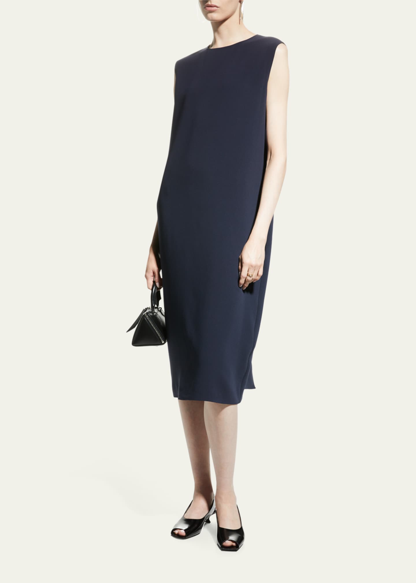 絶妙な丈感が◎完売必至【THE ROW】Mirna sleeveless Midi dress 絶妙な丈感が◎完売必至【THE ROW】Mirna sleeveless Midi dress