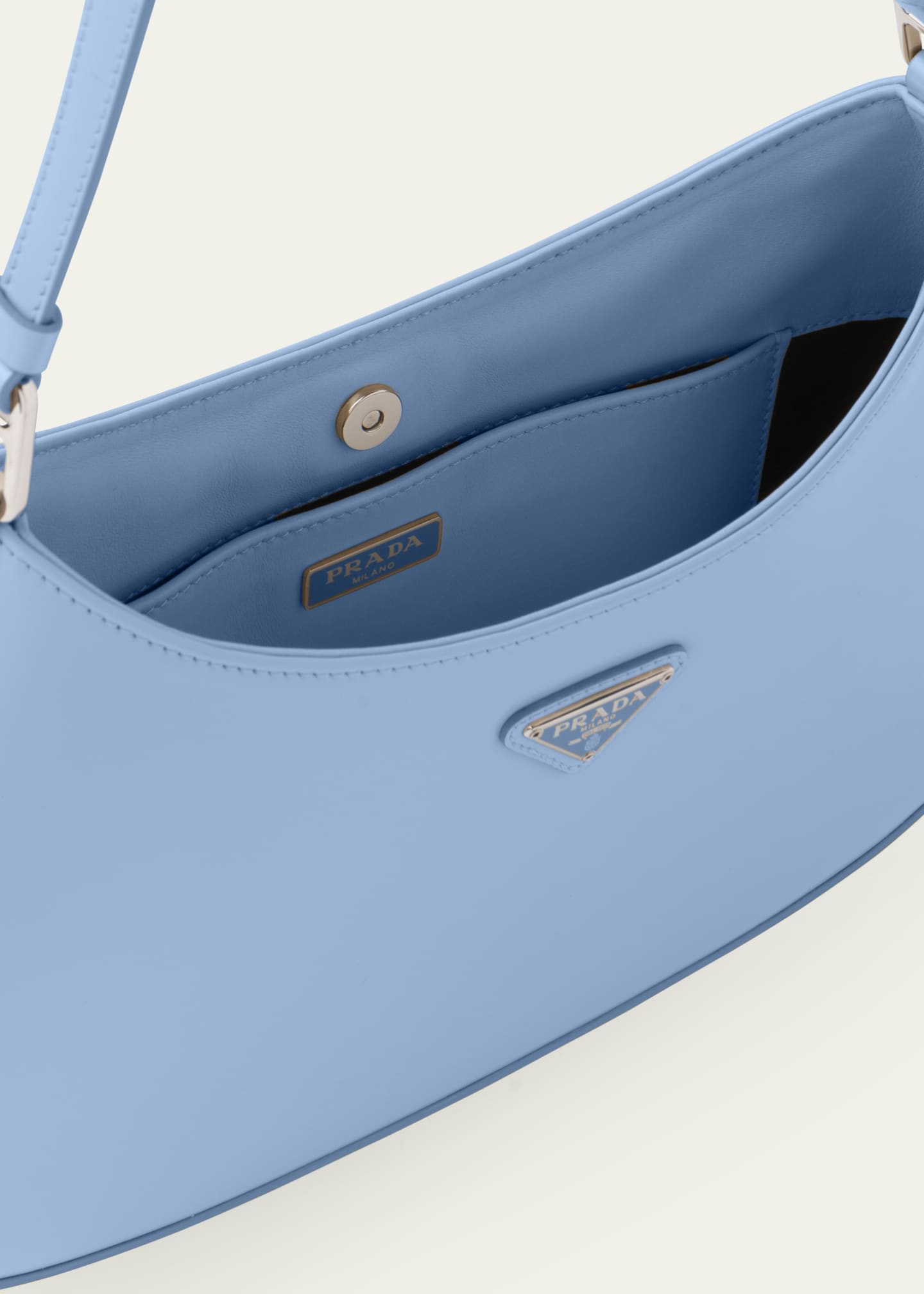 Hobo shop cleo wristlet