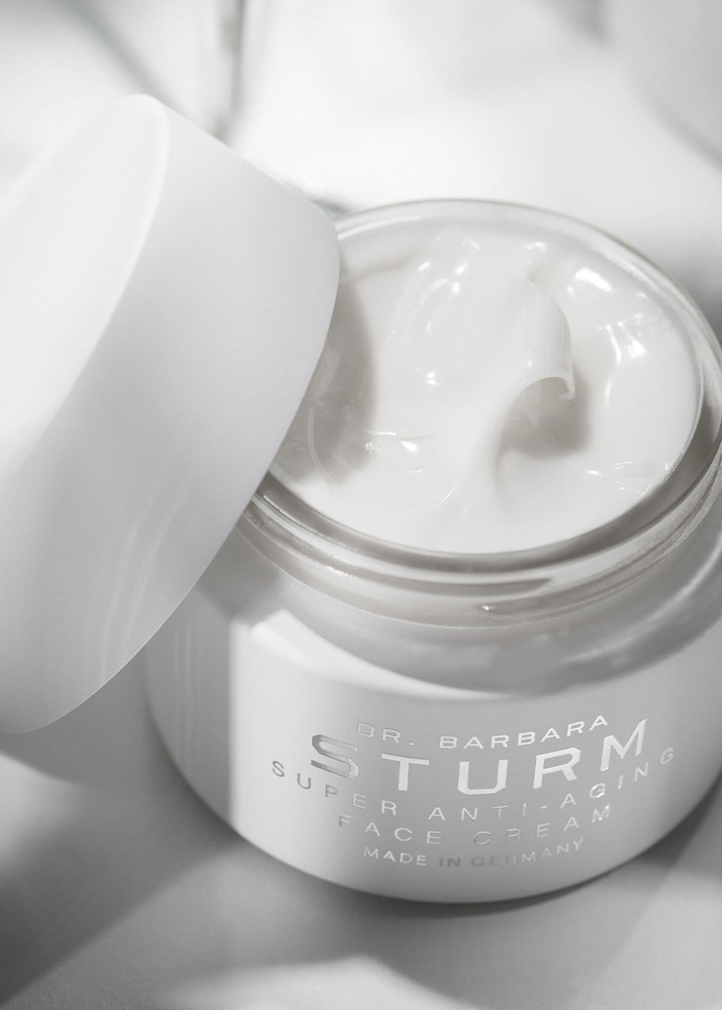Dr. Barbara Sturm Super Anti-Aging Face Cream Image 3 of 5