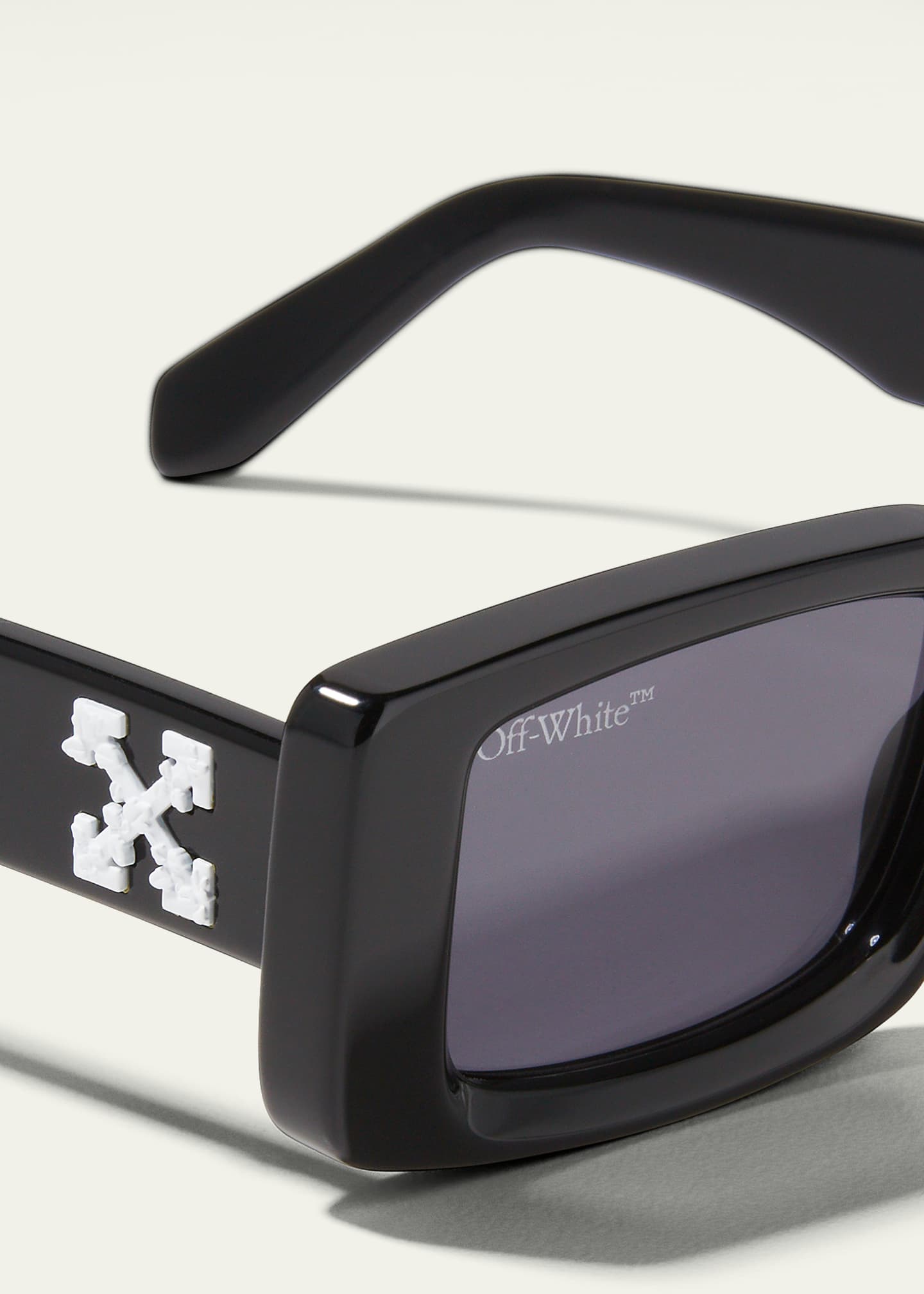 Off White Men s Arthur Rectangle Sunglasses