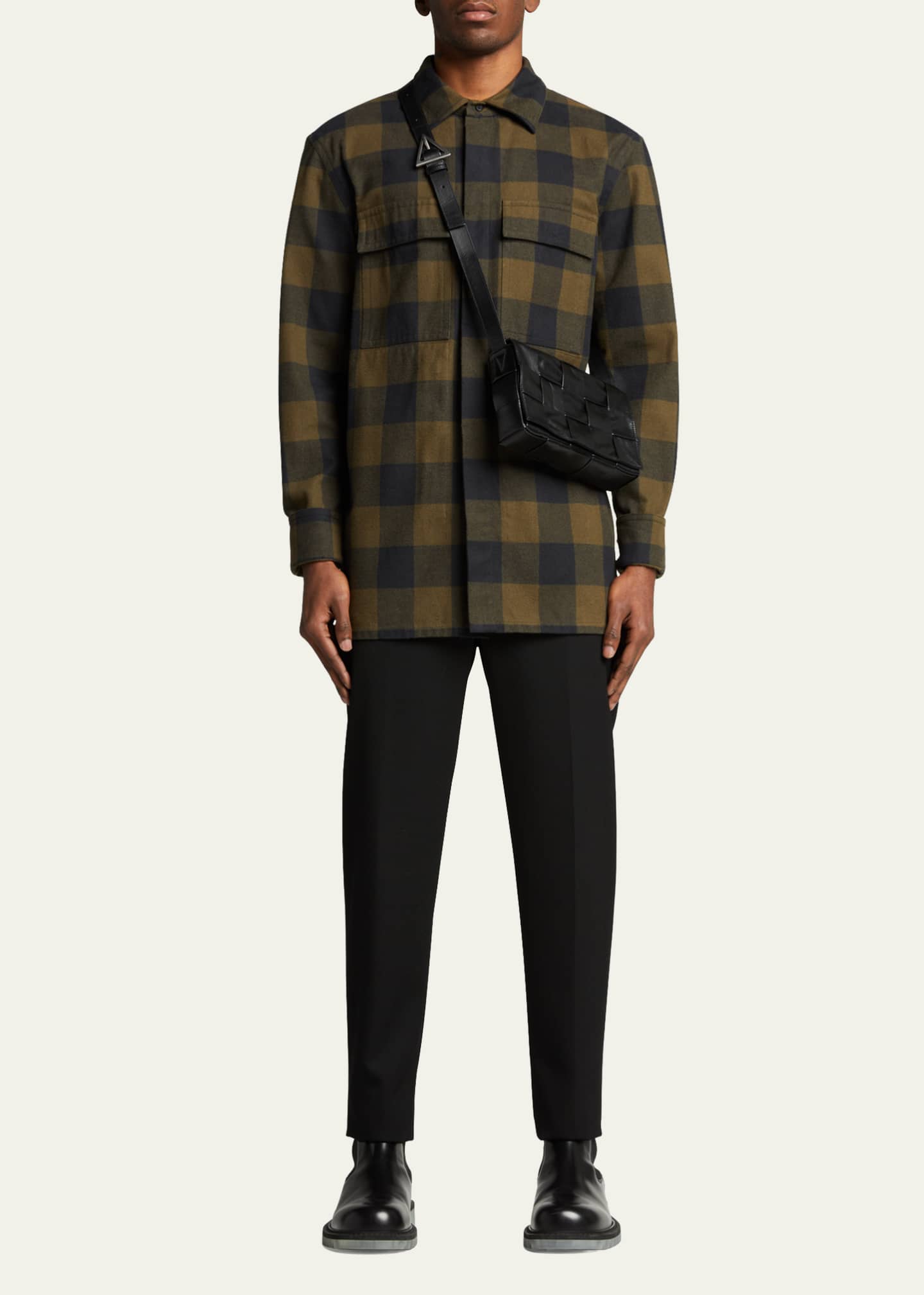 Bottega Veneta Men's Leather Cassette Crossbody Bag Image 5 of 5