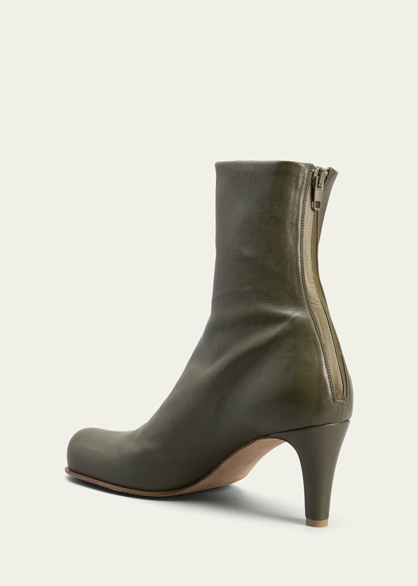 ロングブーツ BOTTEGA VENETA Ivory Leather Cliff Ankle Boots Bottega Veneta Ivory Leather Cliff Ankle Boots | italist